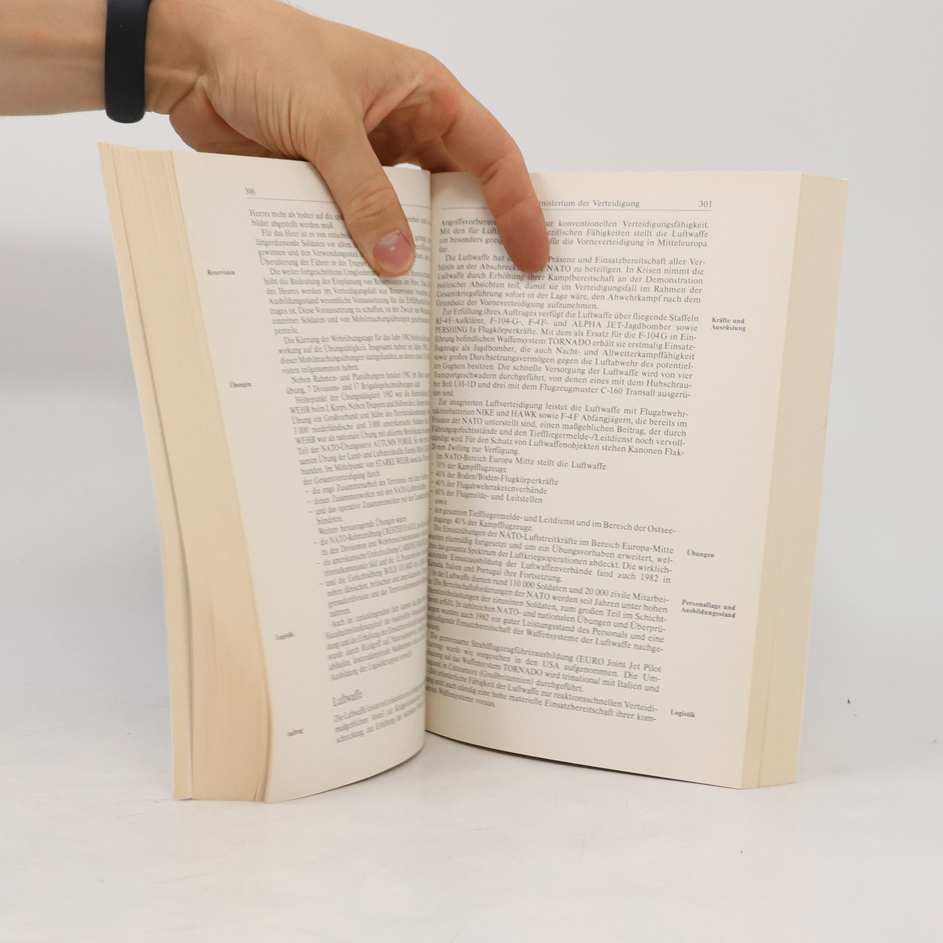 Autorenkollektiv Jahresbericht der Bundesregierung 1982