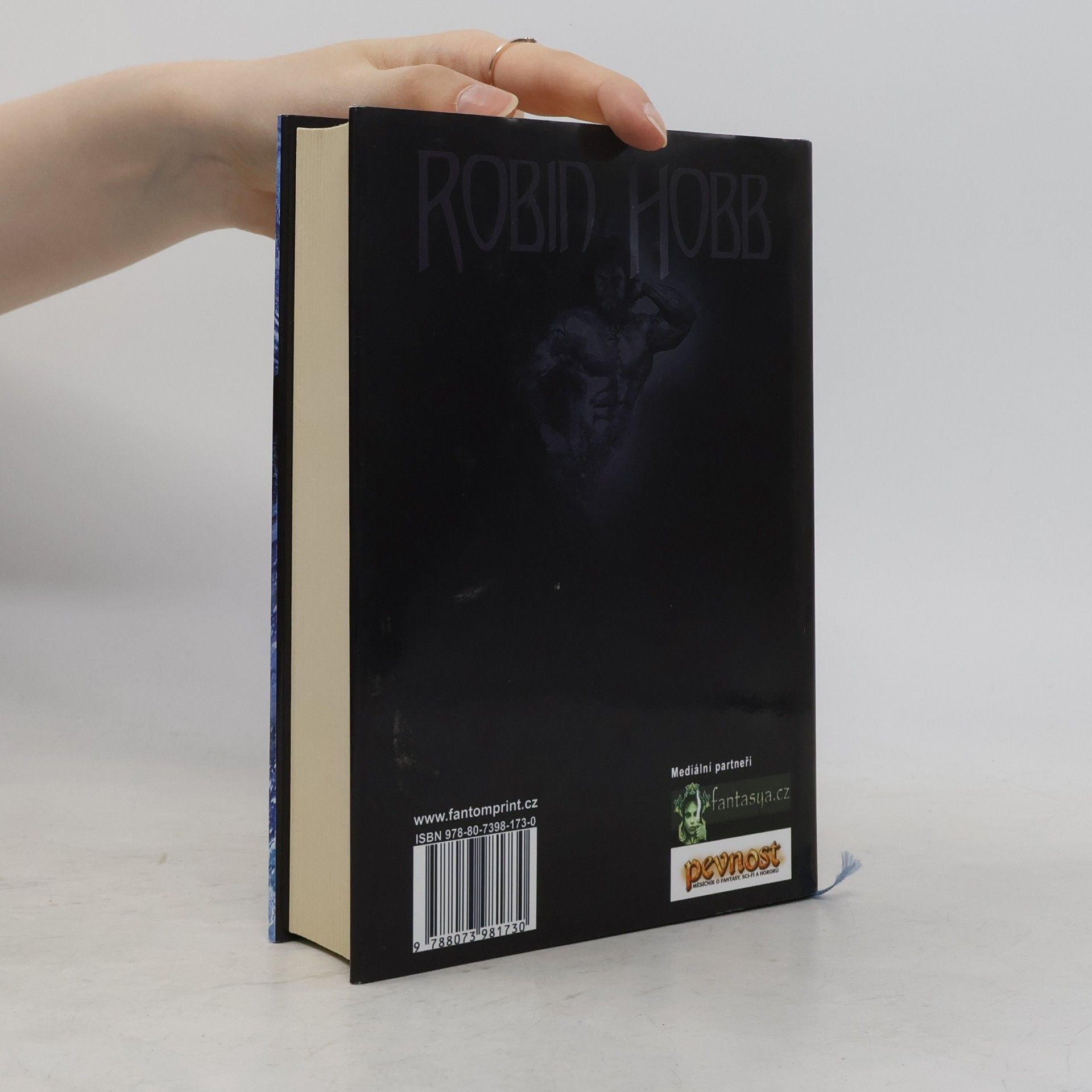 Robin Hobb Magická loď. Živé lodě I