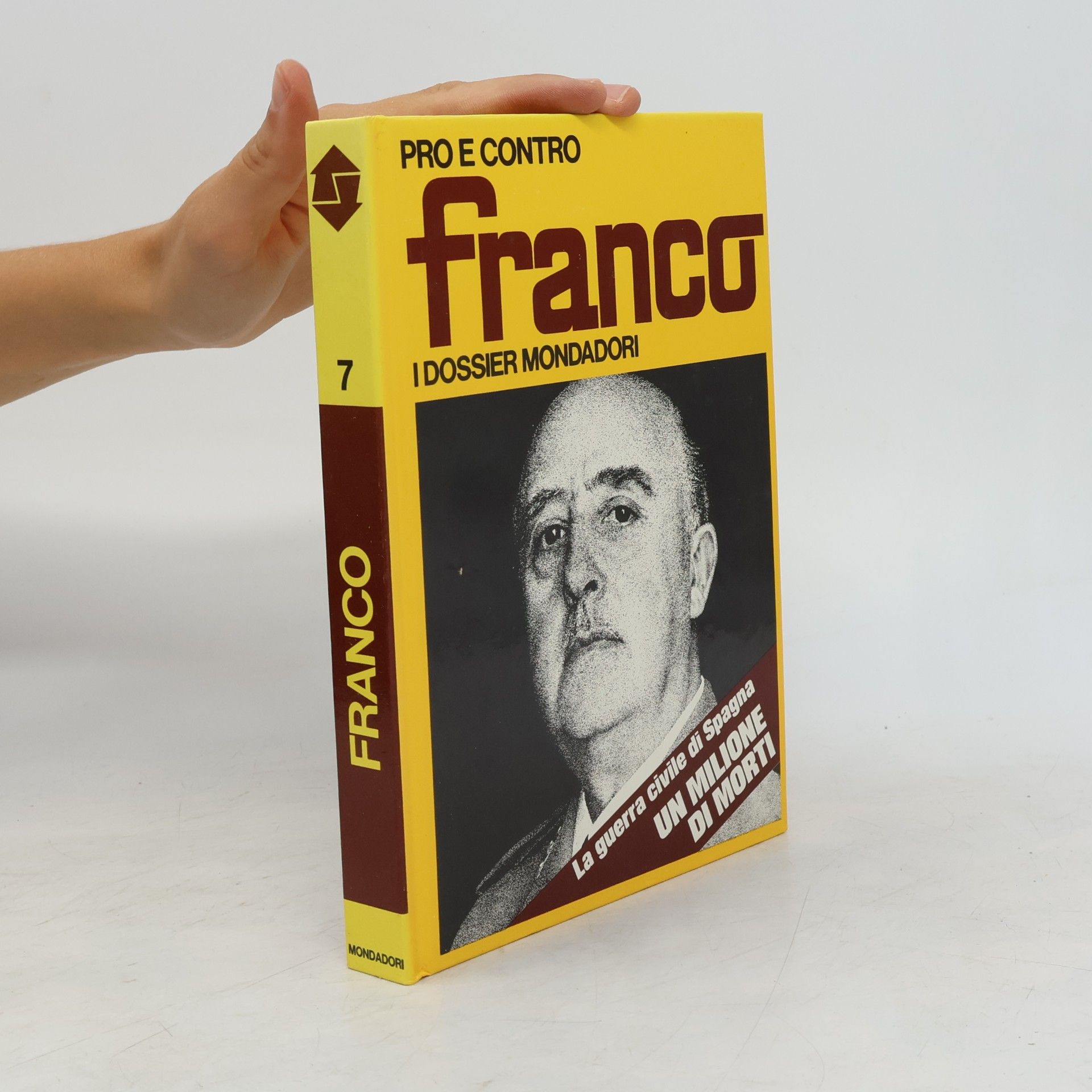 Collectif d'auteurs Franco. Pro e contro