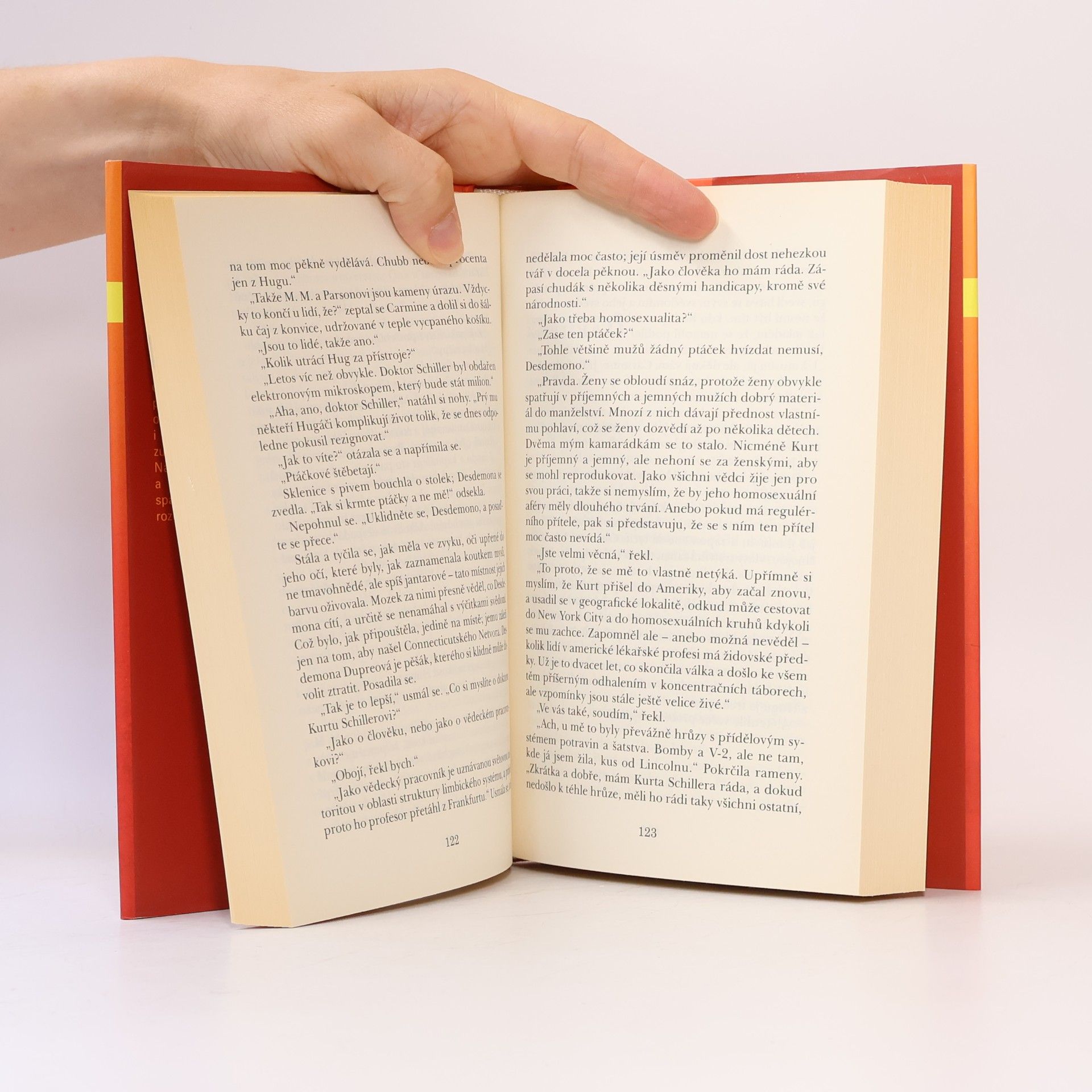 Colleen McCullough Bez důkazů