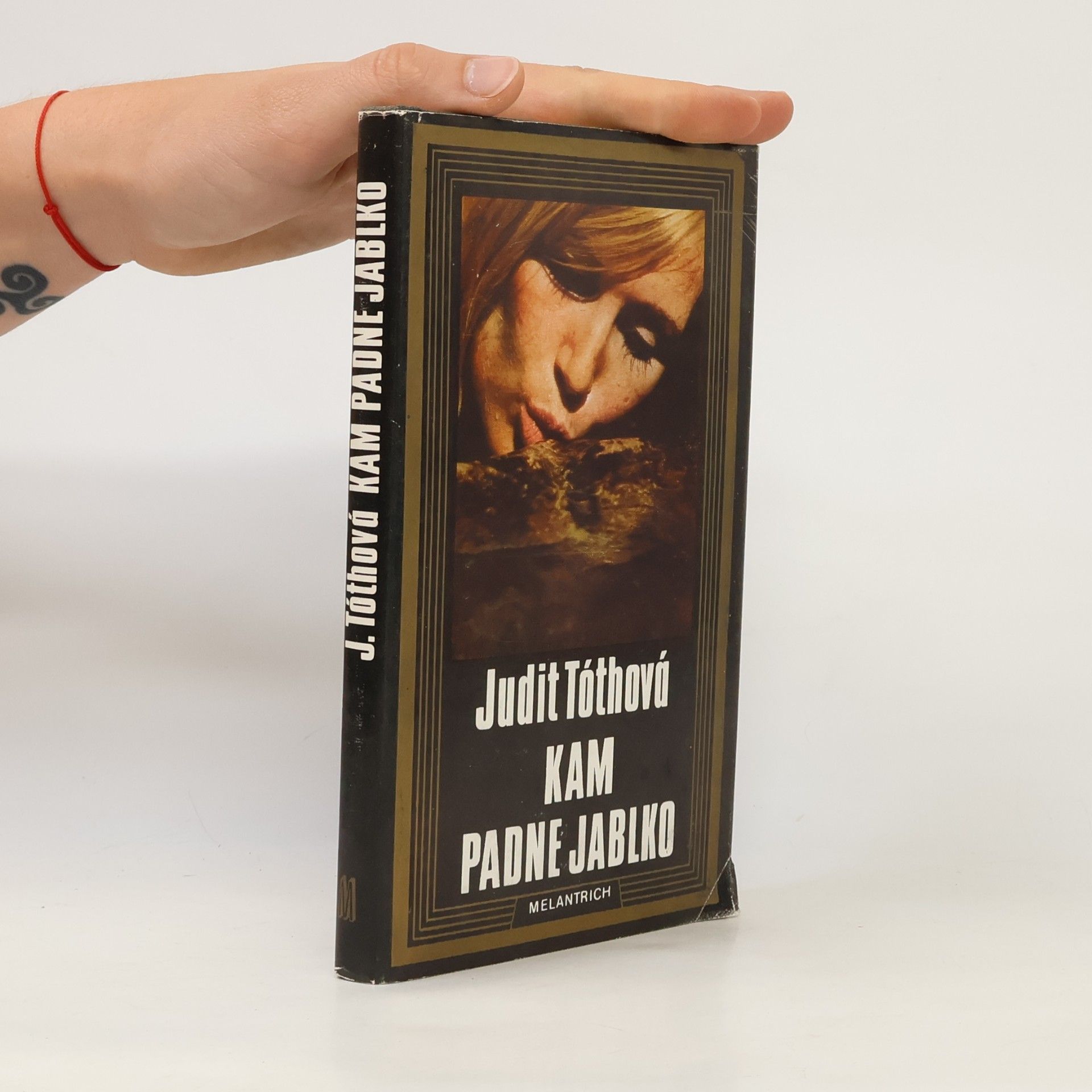 Judit Tóthová Kam padne jablko