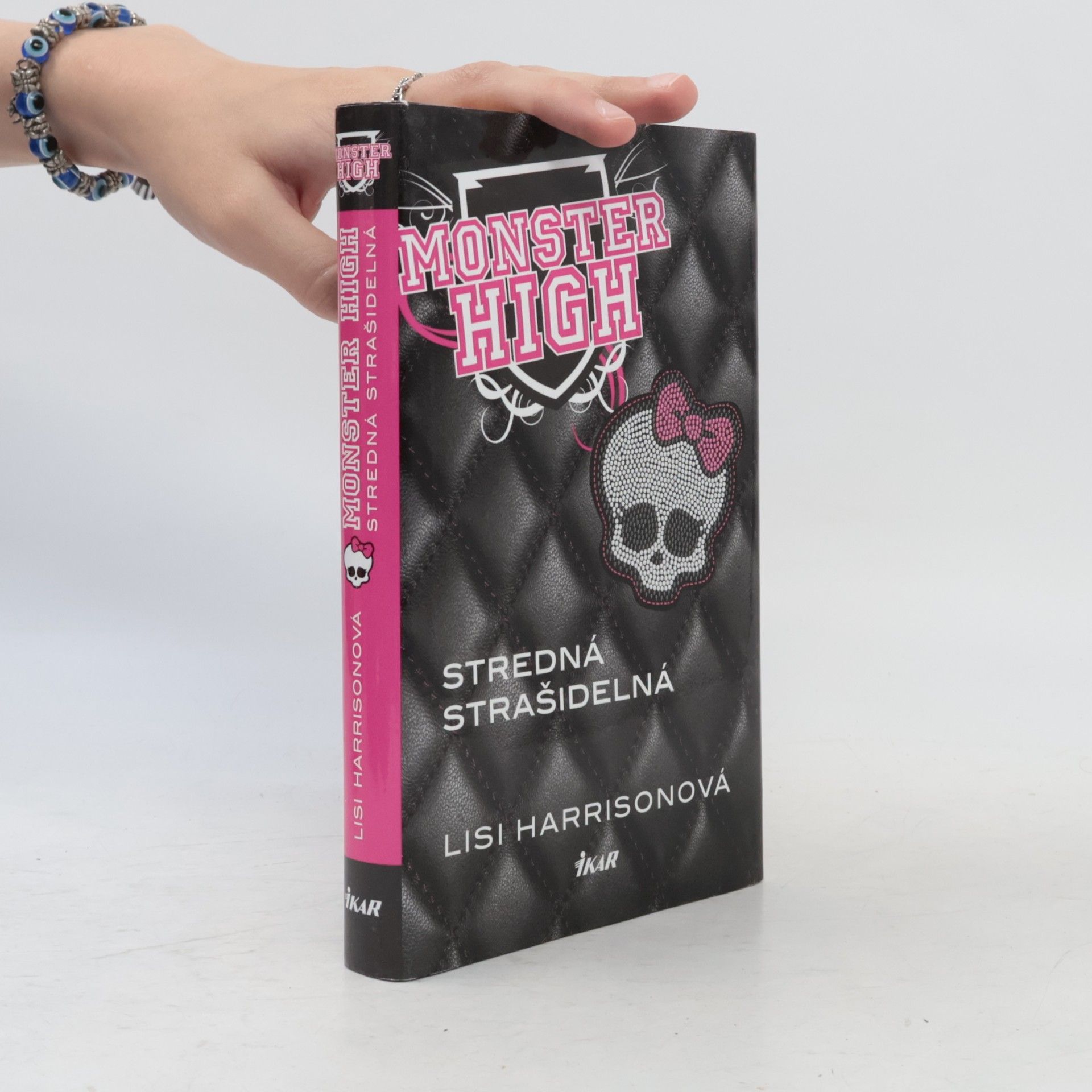 Lisi Harrison Monster High - Stredná strašidelná
