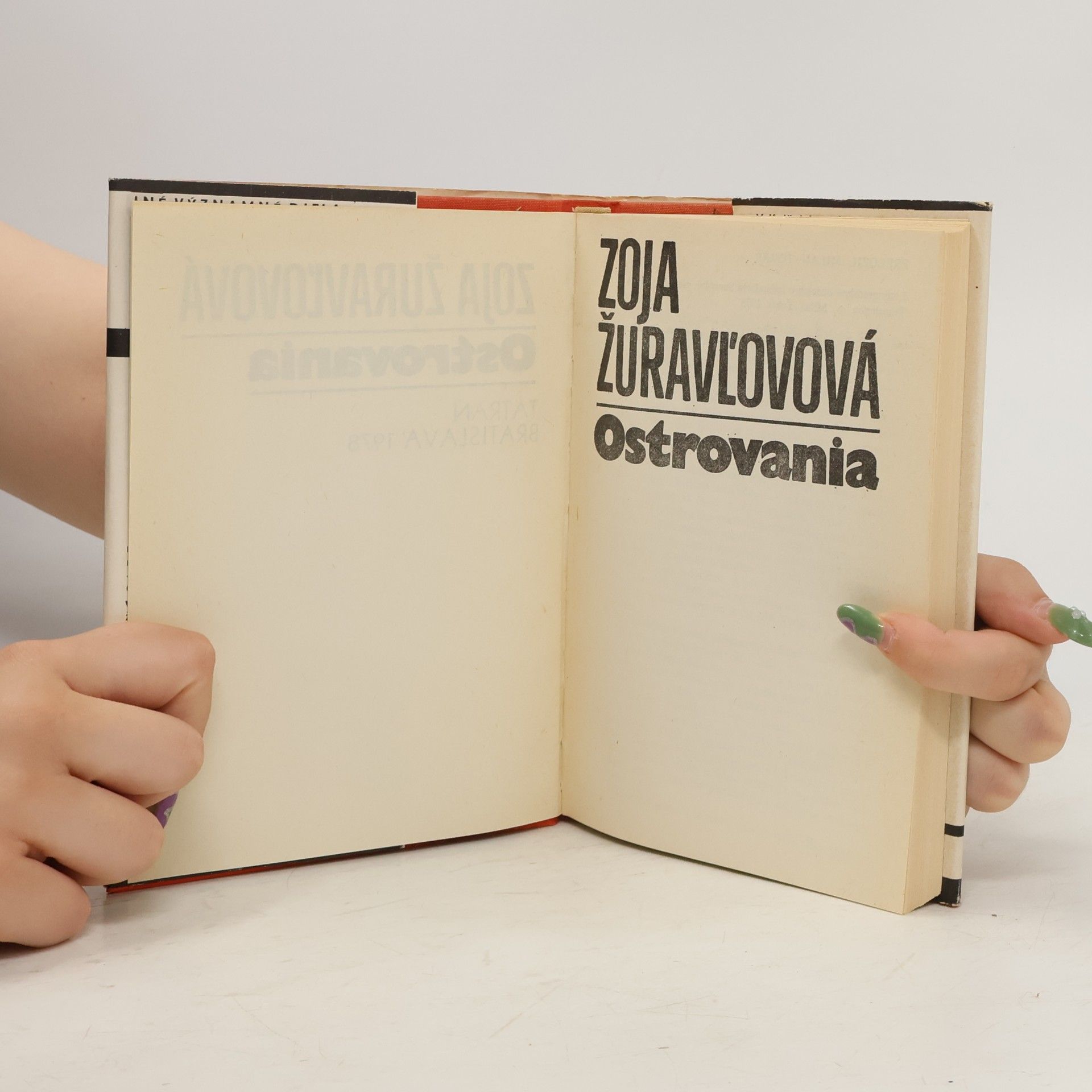Zoja Žuravľovová Ostrovania