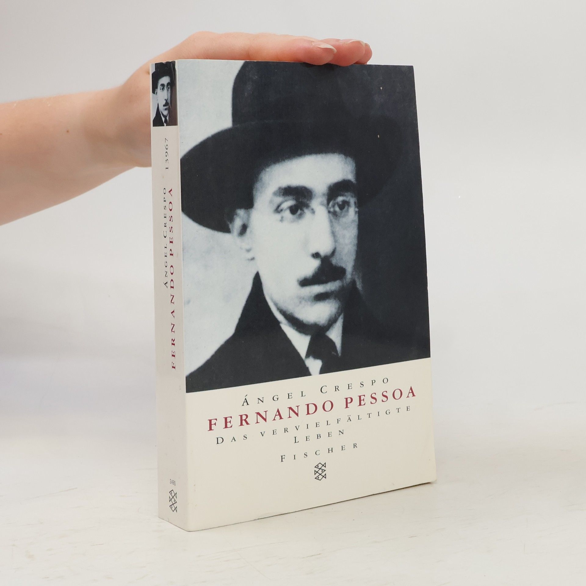 A. ngel Crespo Fernando Pessoa