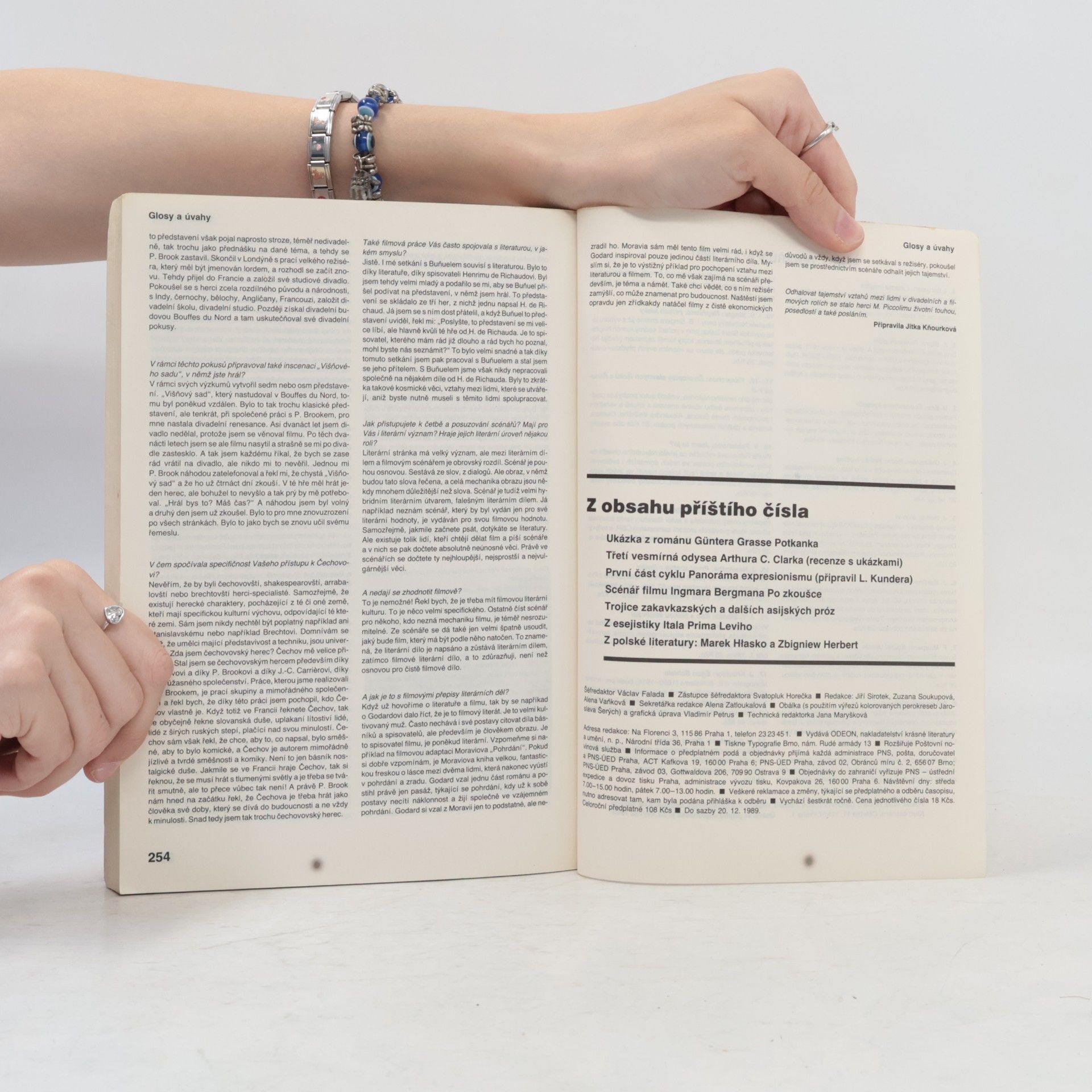 Kolektiv autorů Světová literatura 3/90