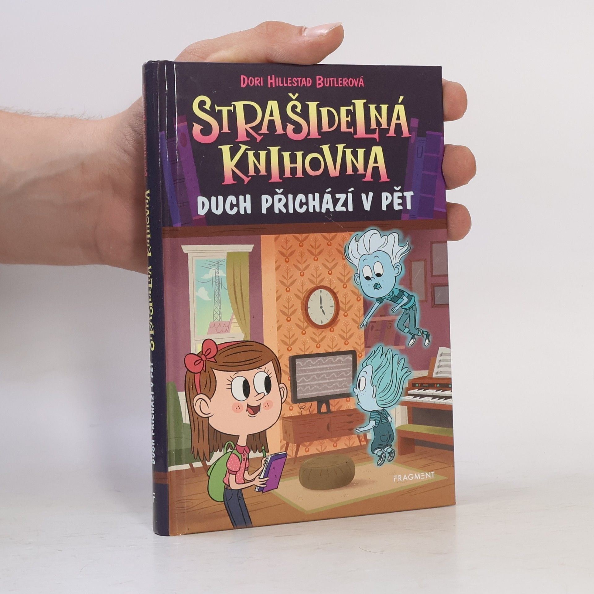 Dori Hillestad Butler Strašidelná knihovna. Duch přichází v pět