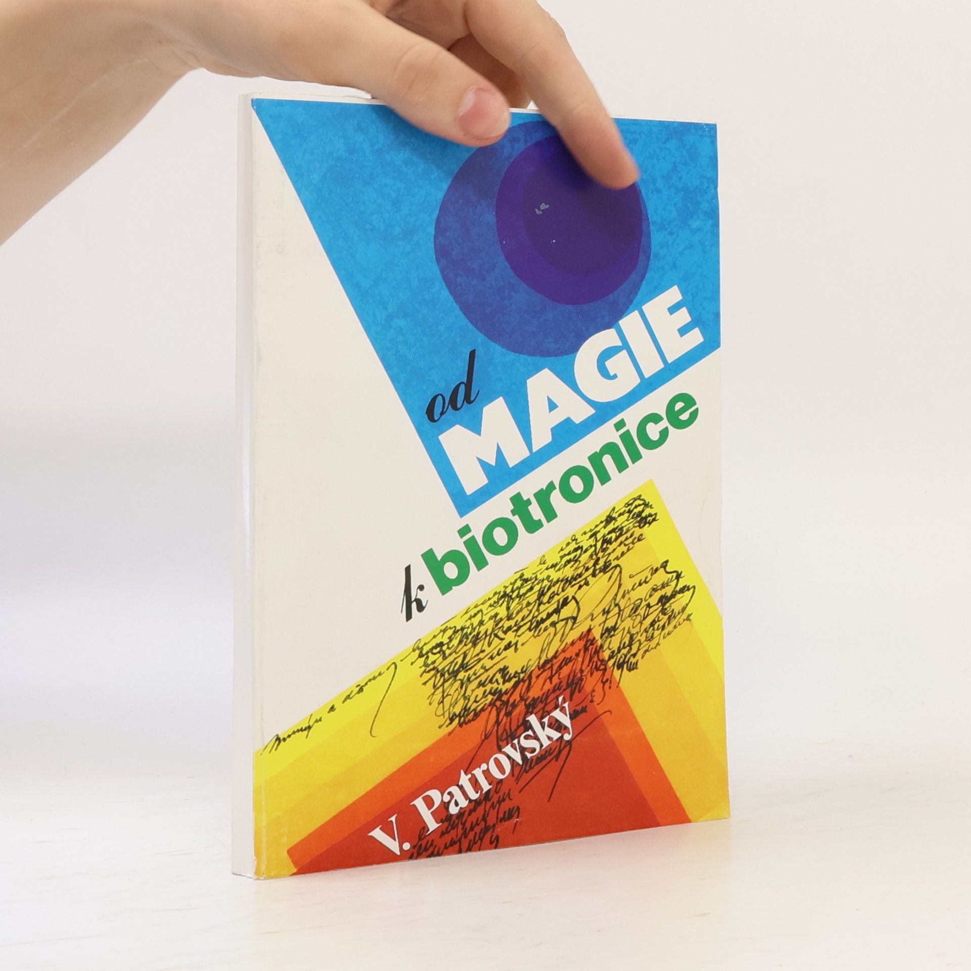 Od magie k biotronice