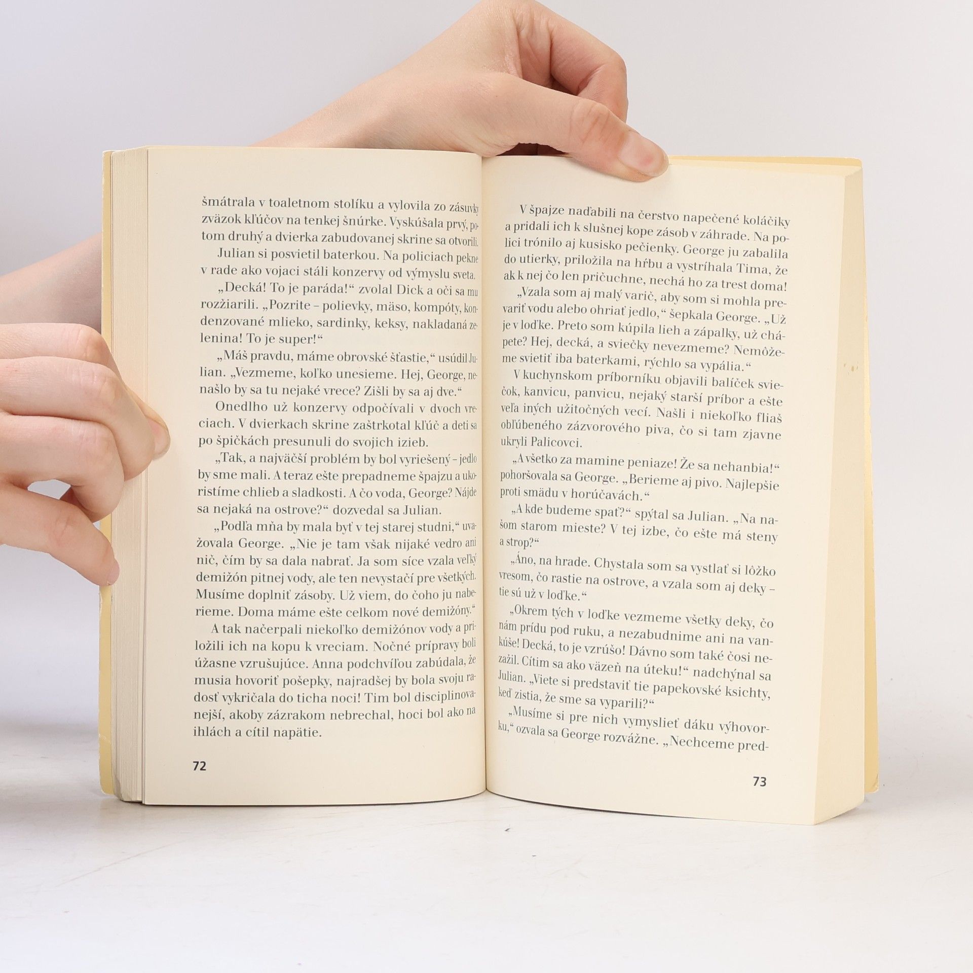 Enid Blyton Slávna 5 na úteku