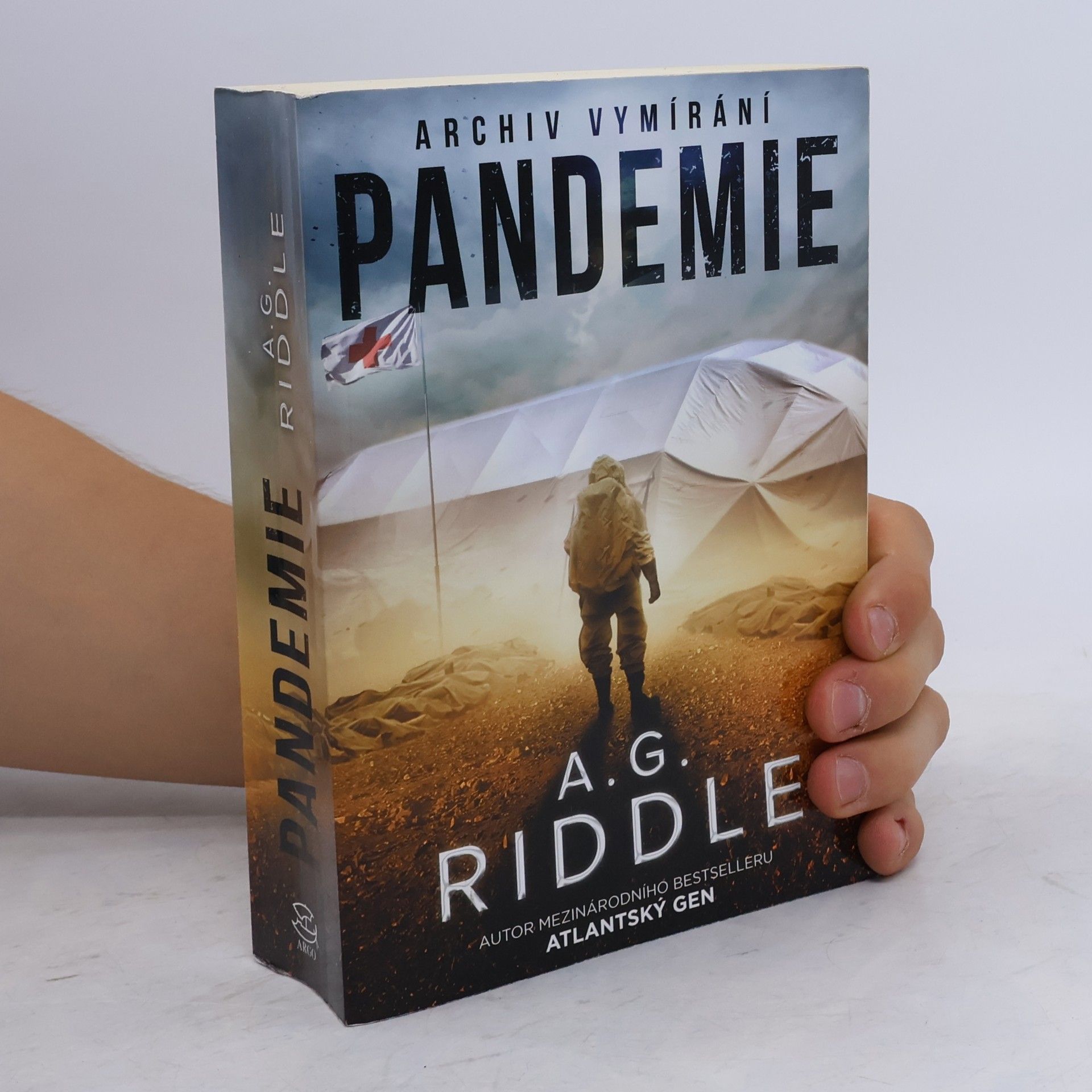 A. G. Riddle Archiv vymírání. Pandemie