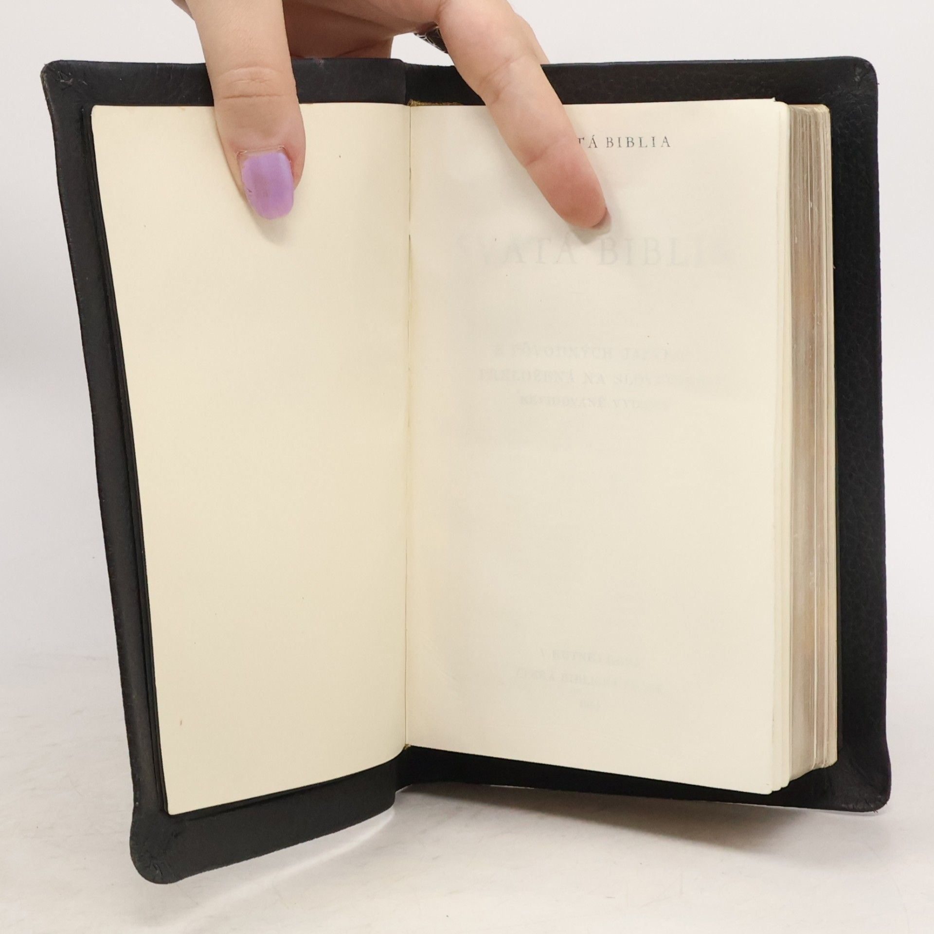 Autorenkollektiv Svätá Biblia