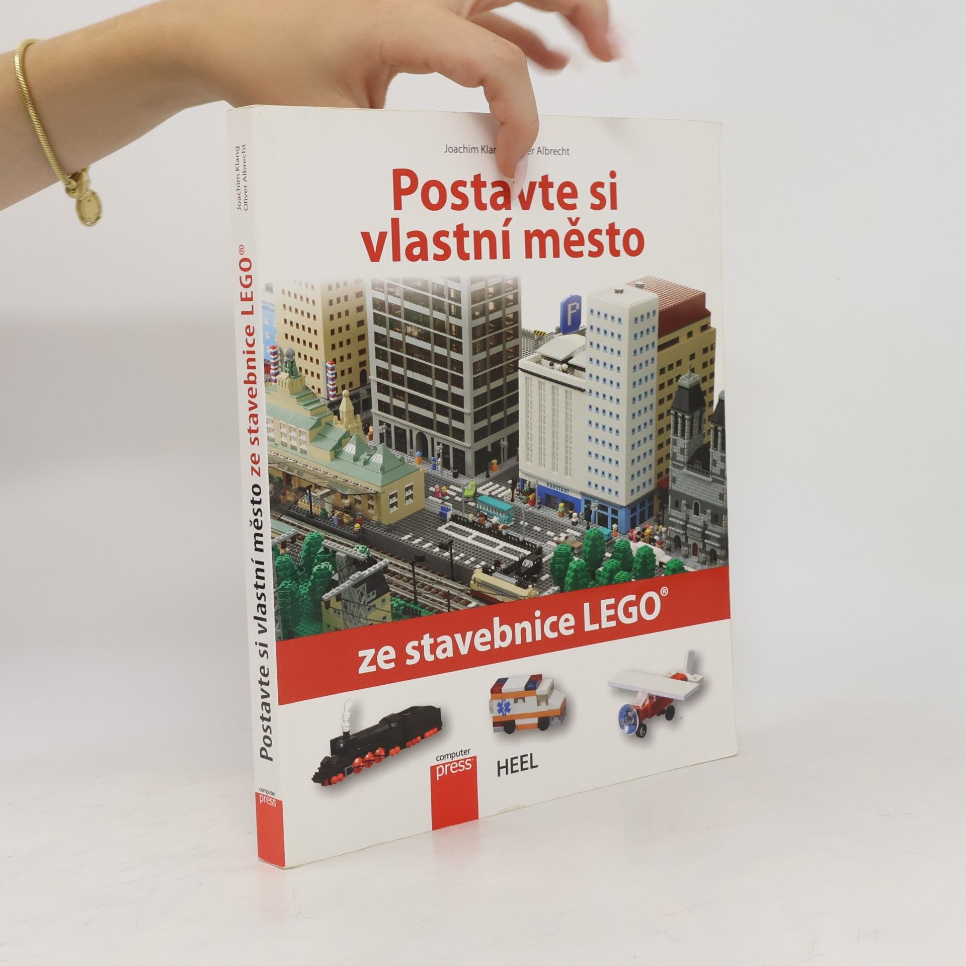 Oliver Albrecht Postavte si vlastní město ze stavebnice LEGO
