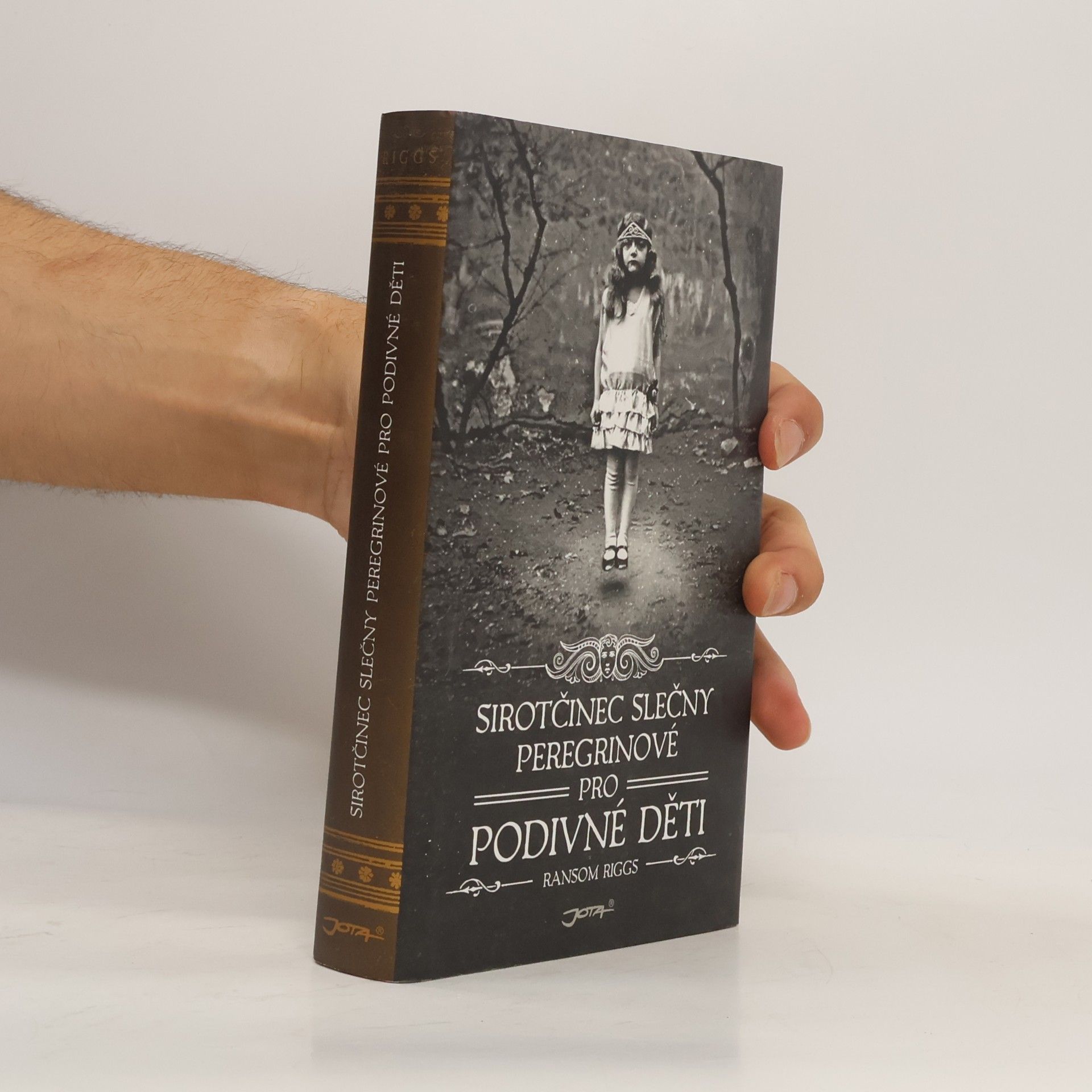 Ransom Riggs Sirotčinec slečny Peregrinové pro podivné děti