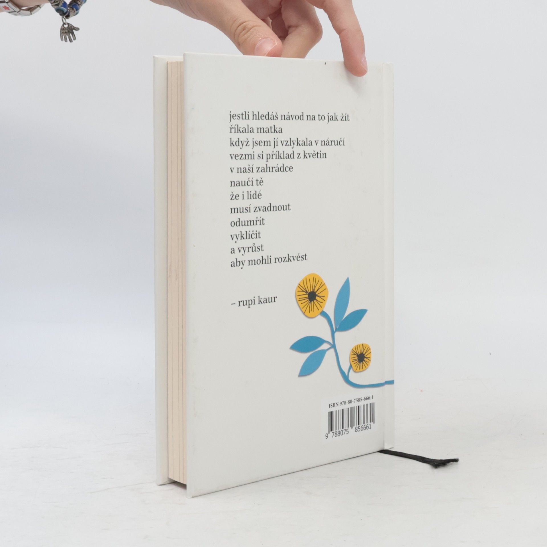 Rupi Kaur Květy slunce