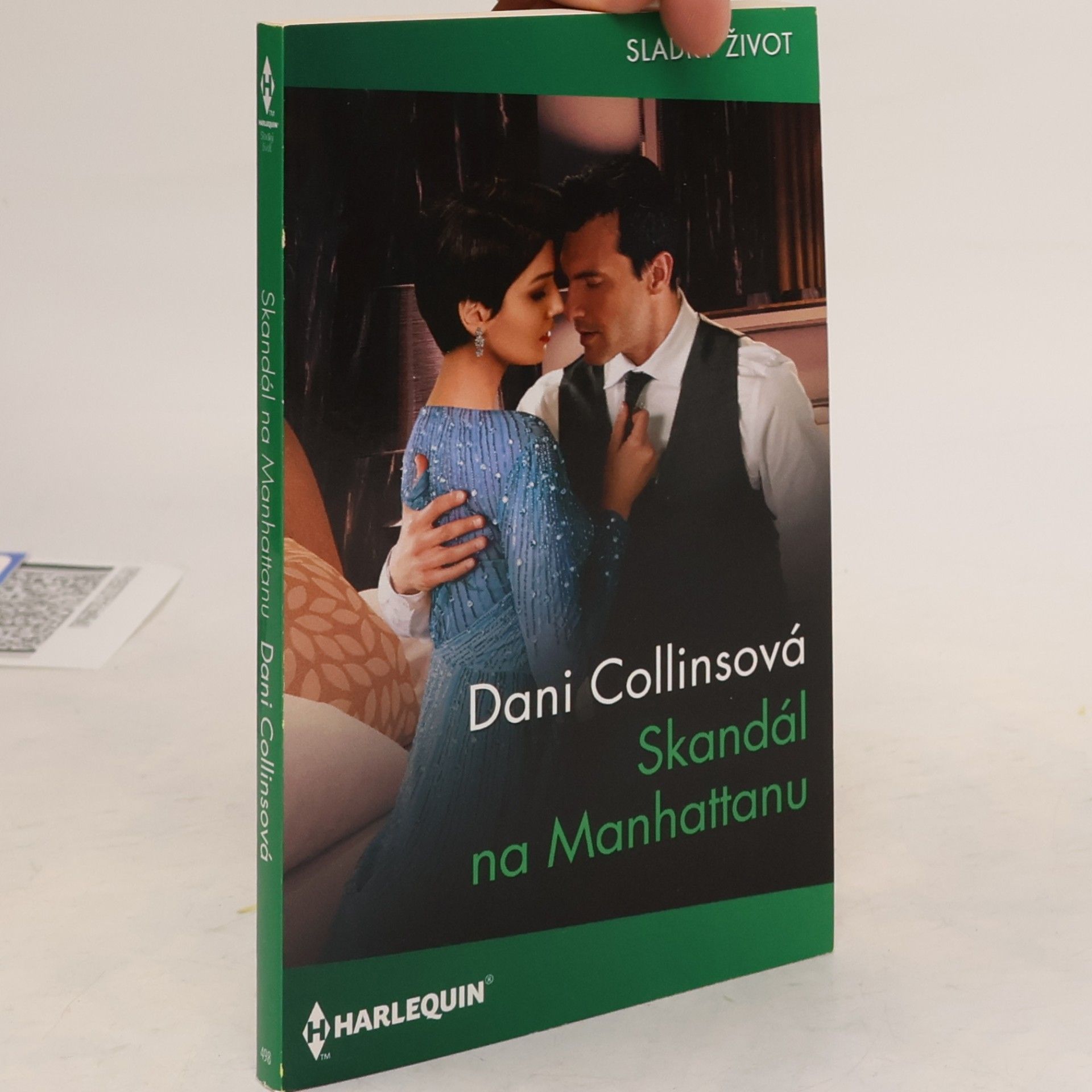 Dani Collins Skandál na Manhattanu