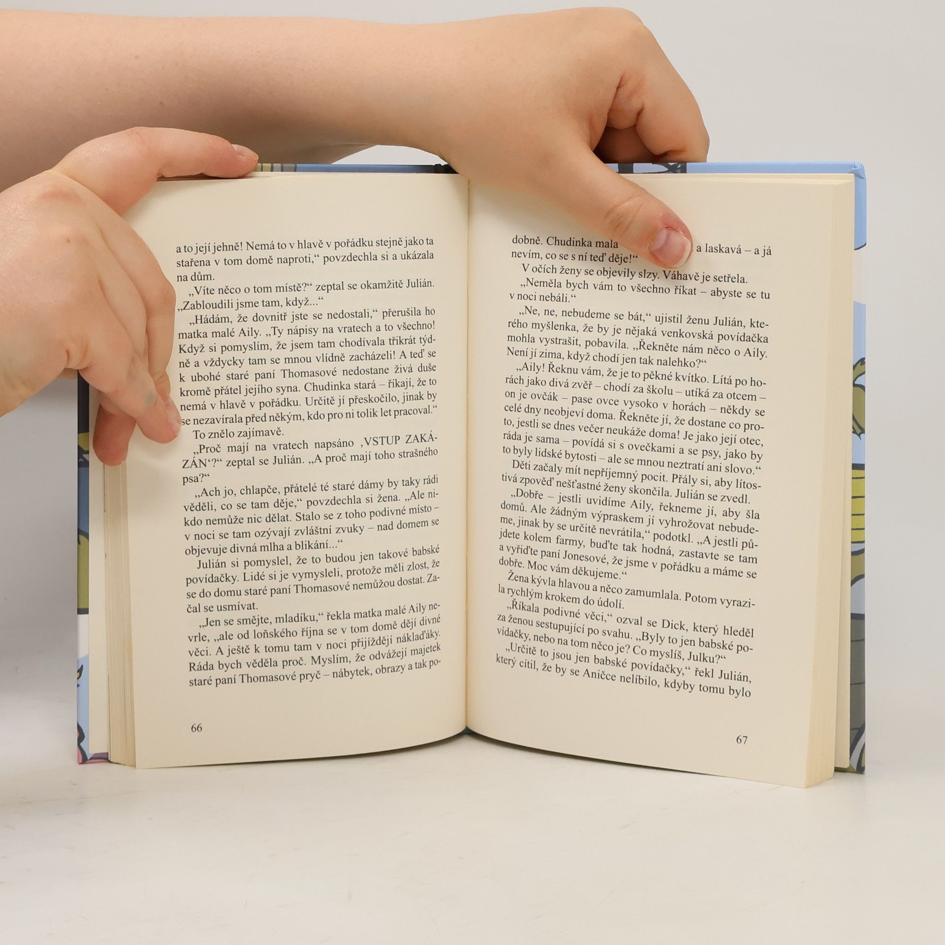 Enid Blyton Správná pětka. V pasti