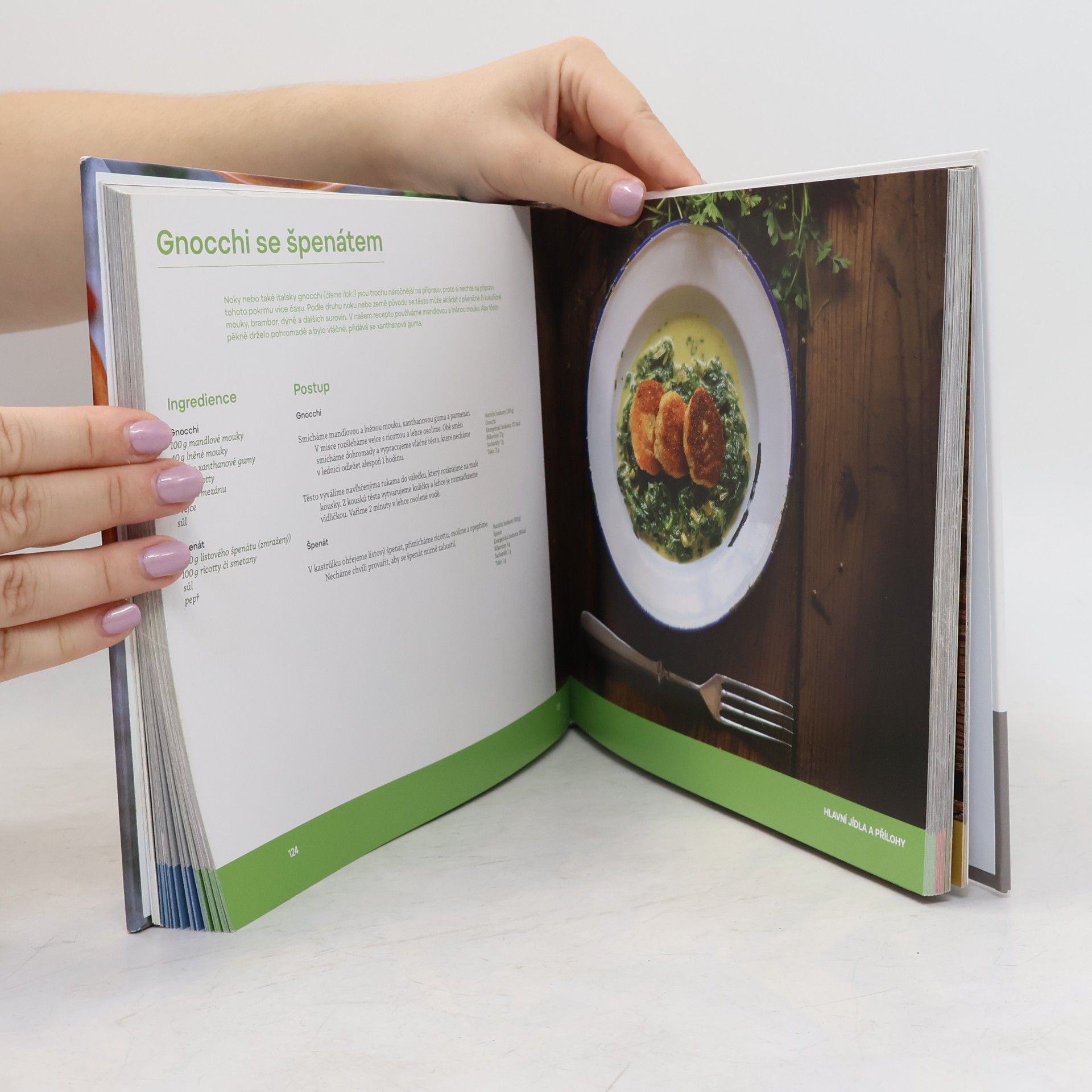 Lenka Žák Low-carb life : kompletní nízkosacharidová kuchařka