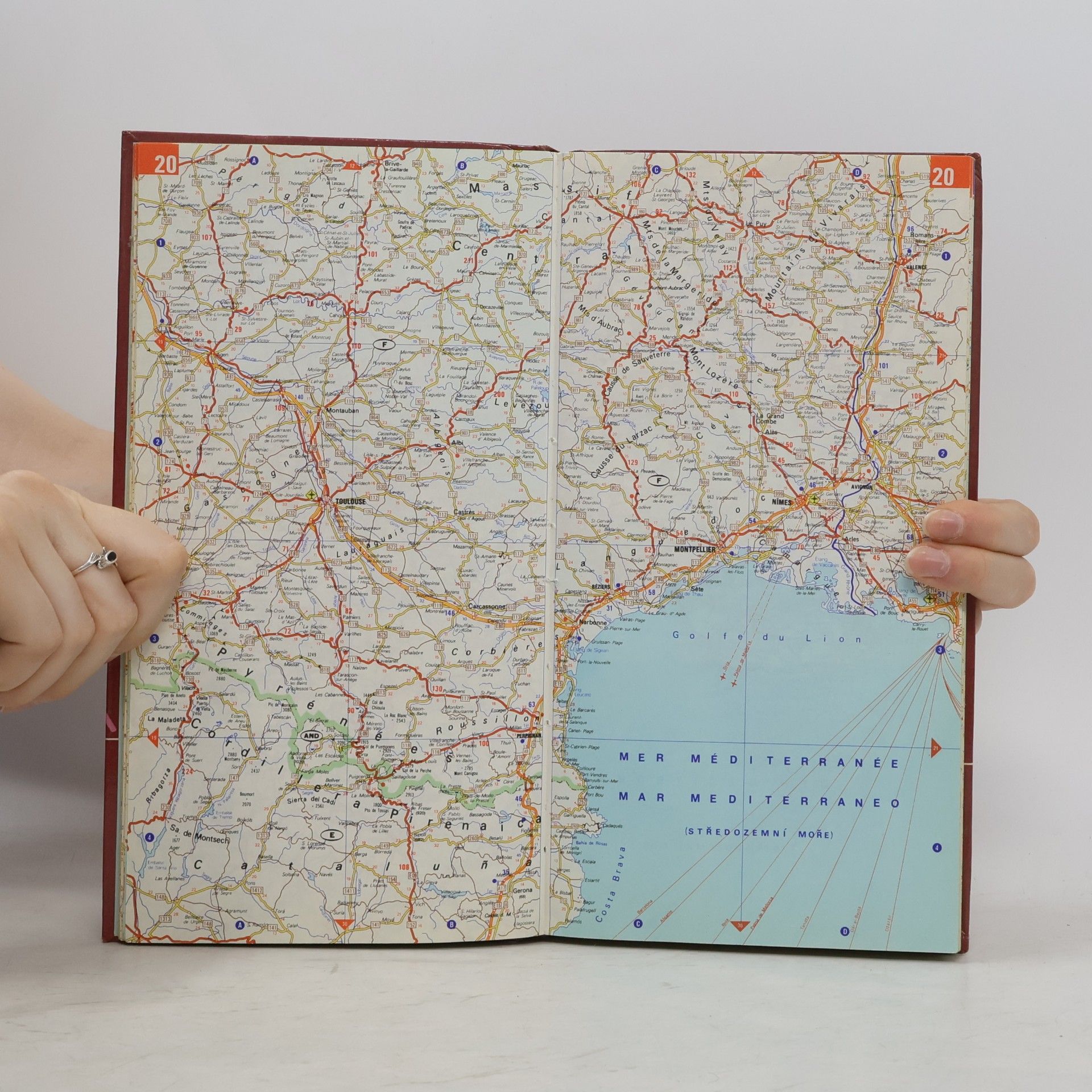 Various authors Evropa. Autoatlas