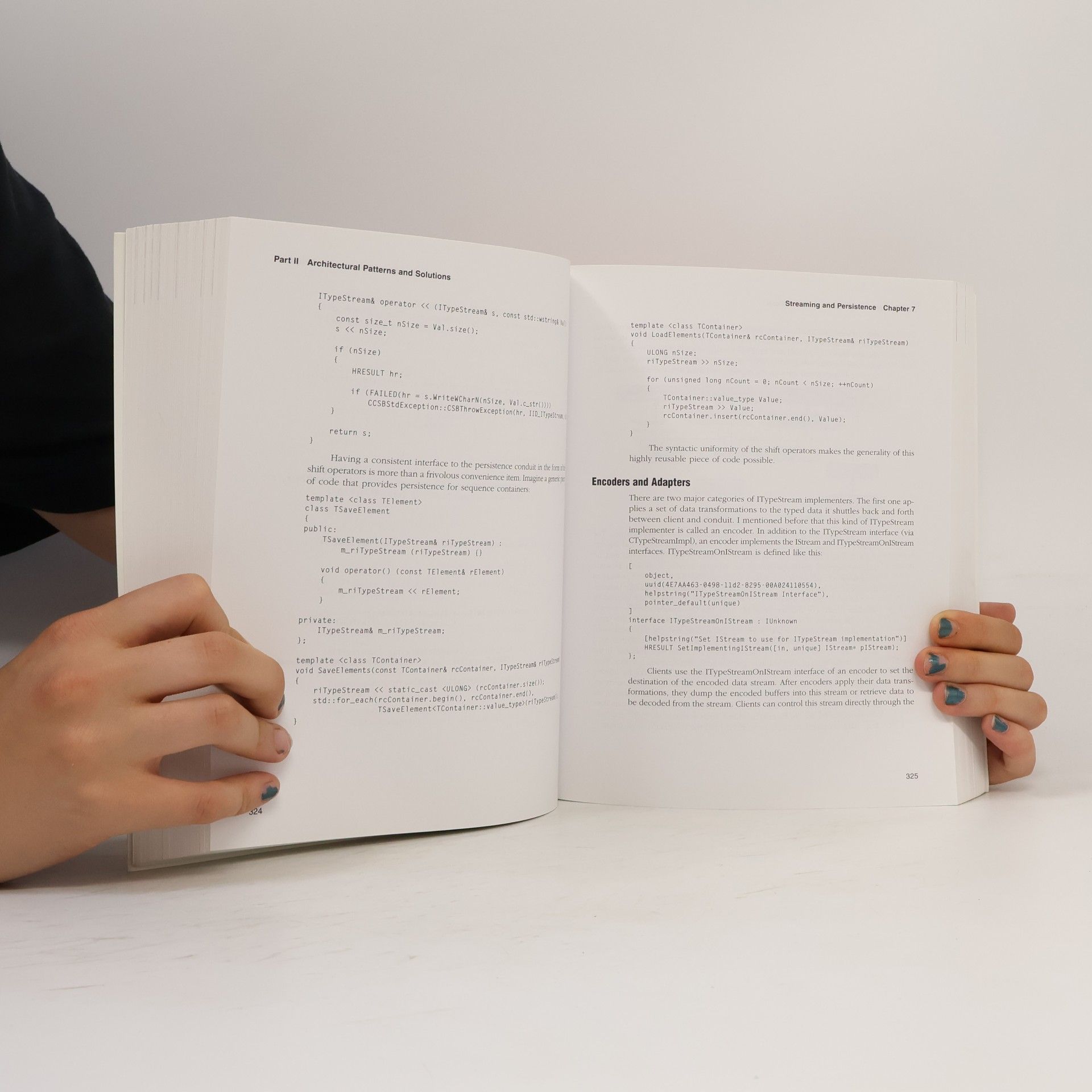 Ray Brown Designing Solutions with COM+ Technologies w. CD-ROM