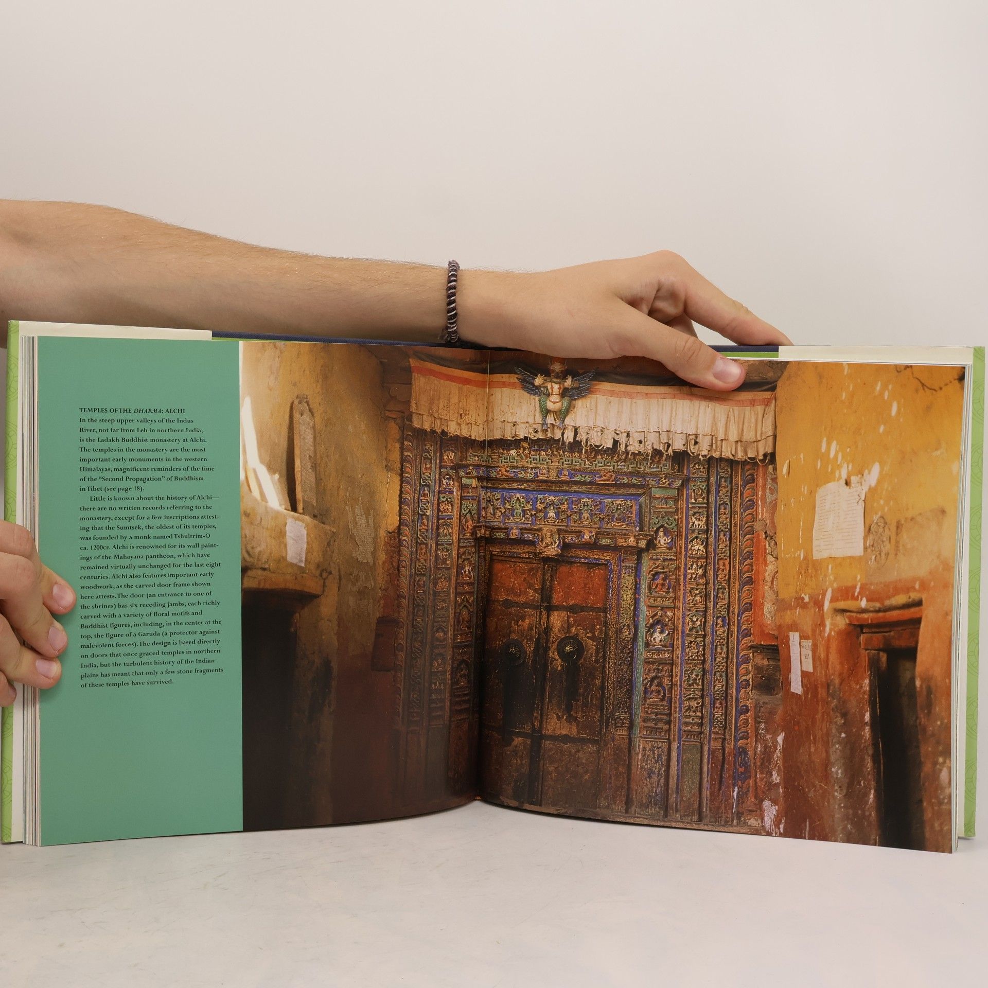 Michael Willis Tibet : life, myth and art