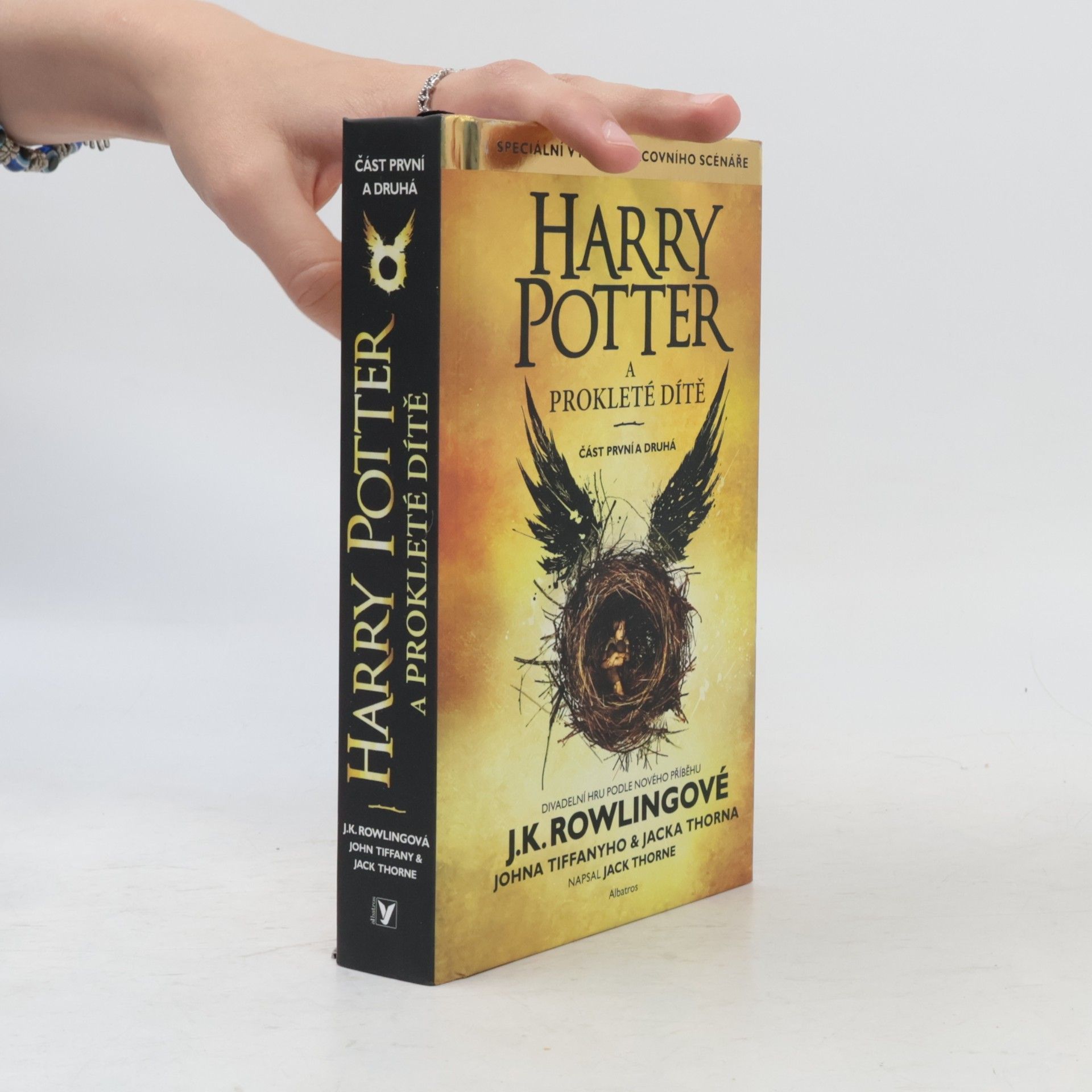 Jack Thorne Harry Potter a prokleté dítě