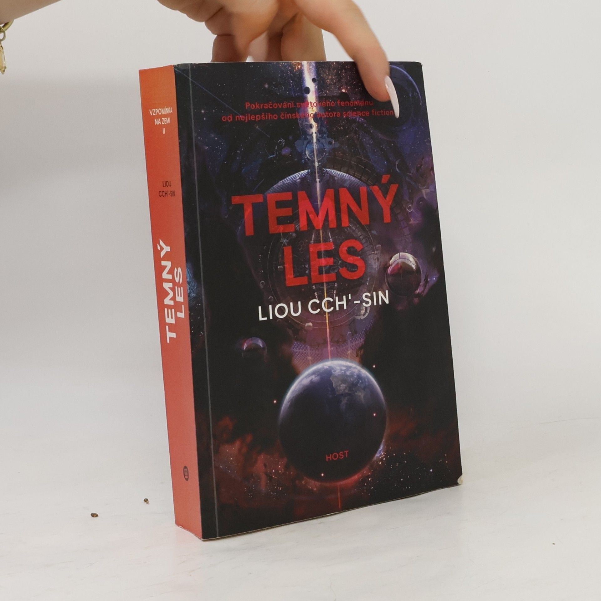 Cixin Liu Temný les