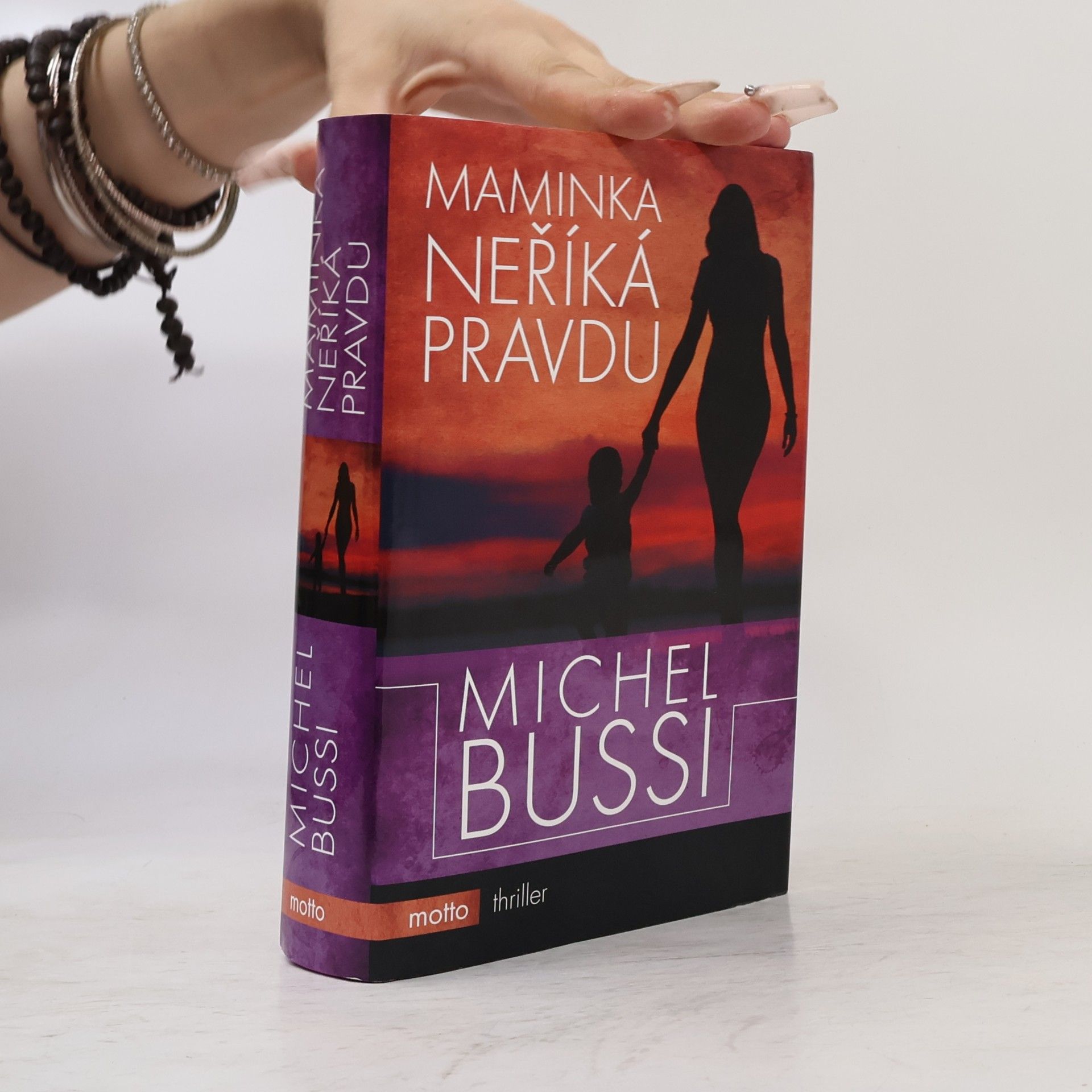 Michel Bussi Maminka neříká pravdu