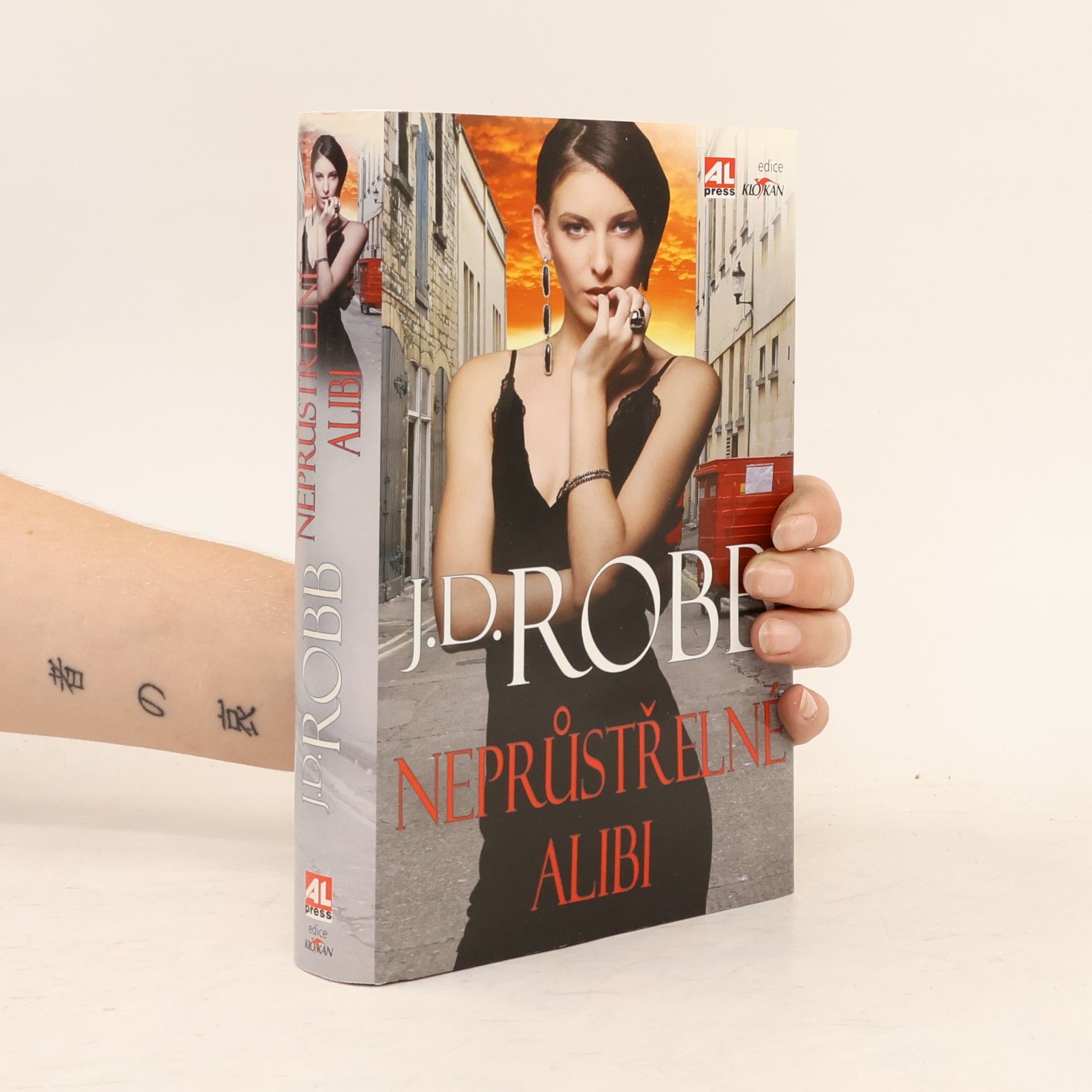 Nora Roberts Neprůstřelné alibi