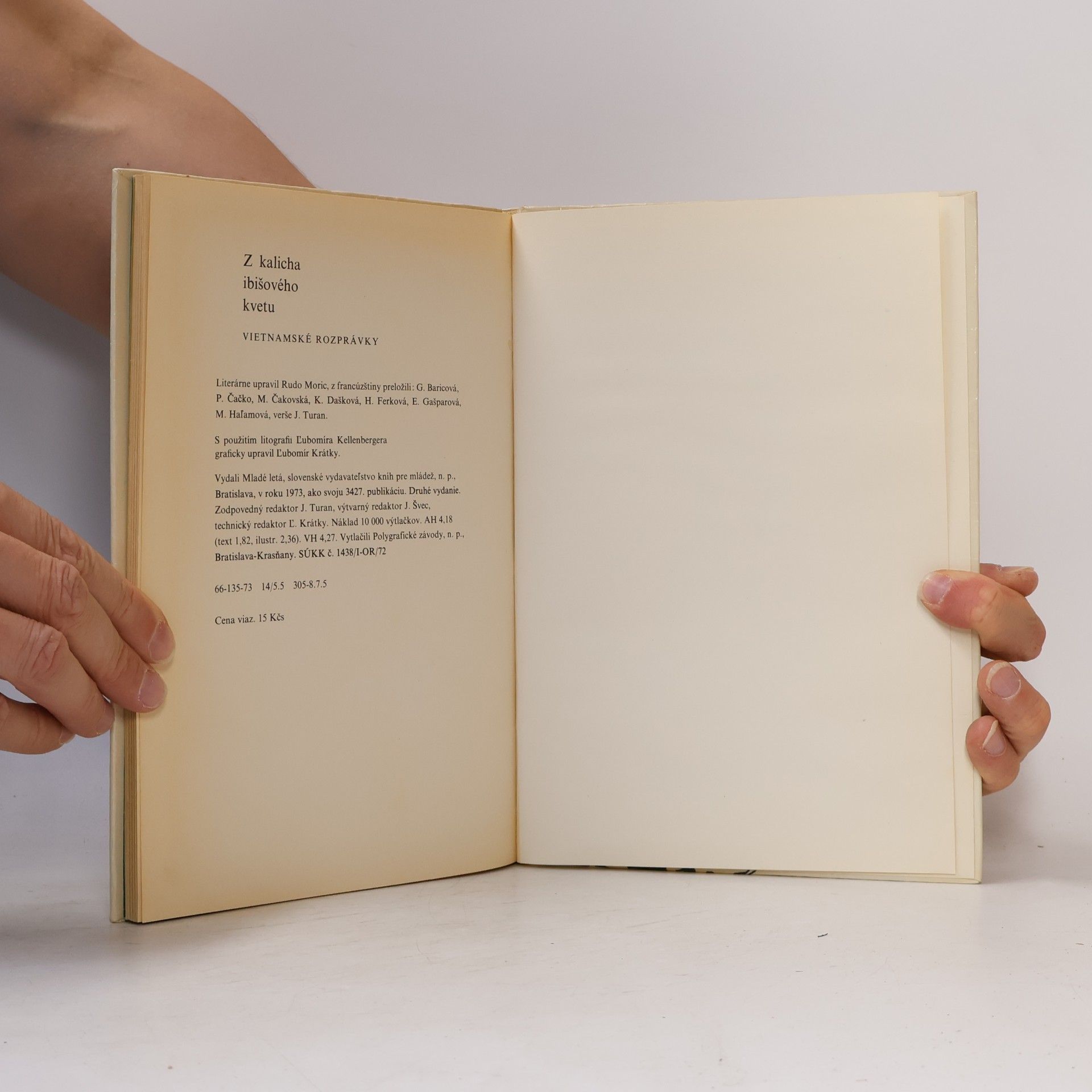 Various authors Z kalicha ibišového kvetu