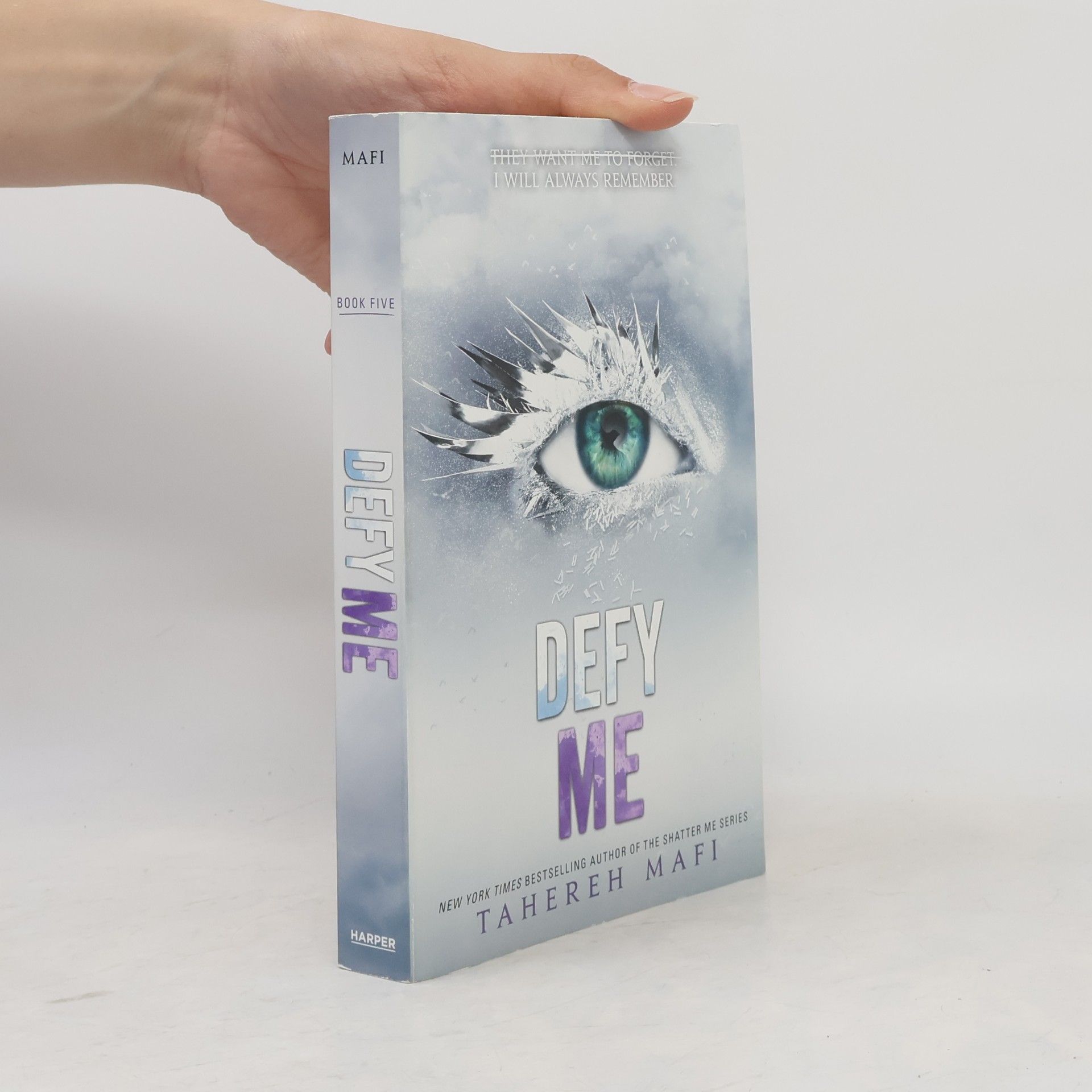 Tahereh Mafi Defy Me