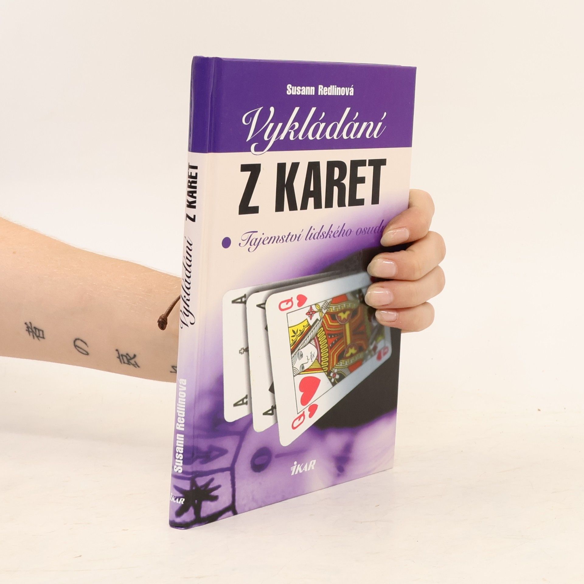 Susann Redlin Vykládání z karet. Tajemství lidského osudu