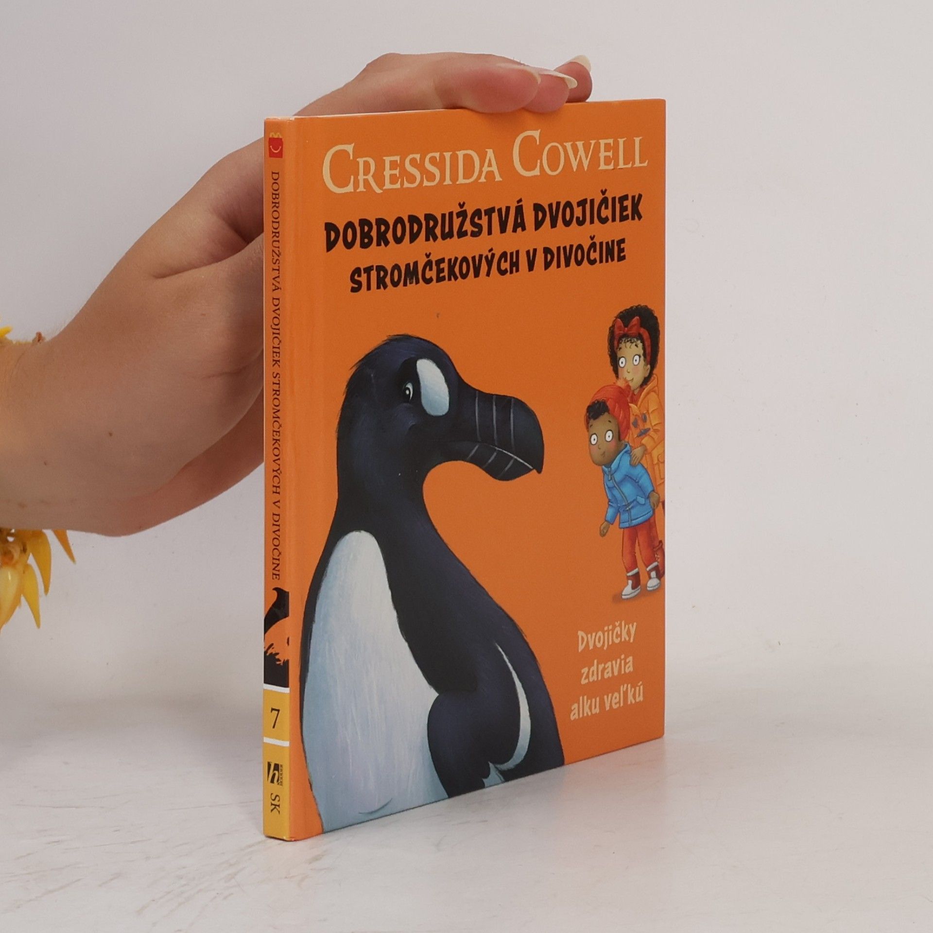 Cressida Cowell Dobrodružstvá dvojičiek stromčekových v divočine 7. Dvojičky zdravia alku veľkú