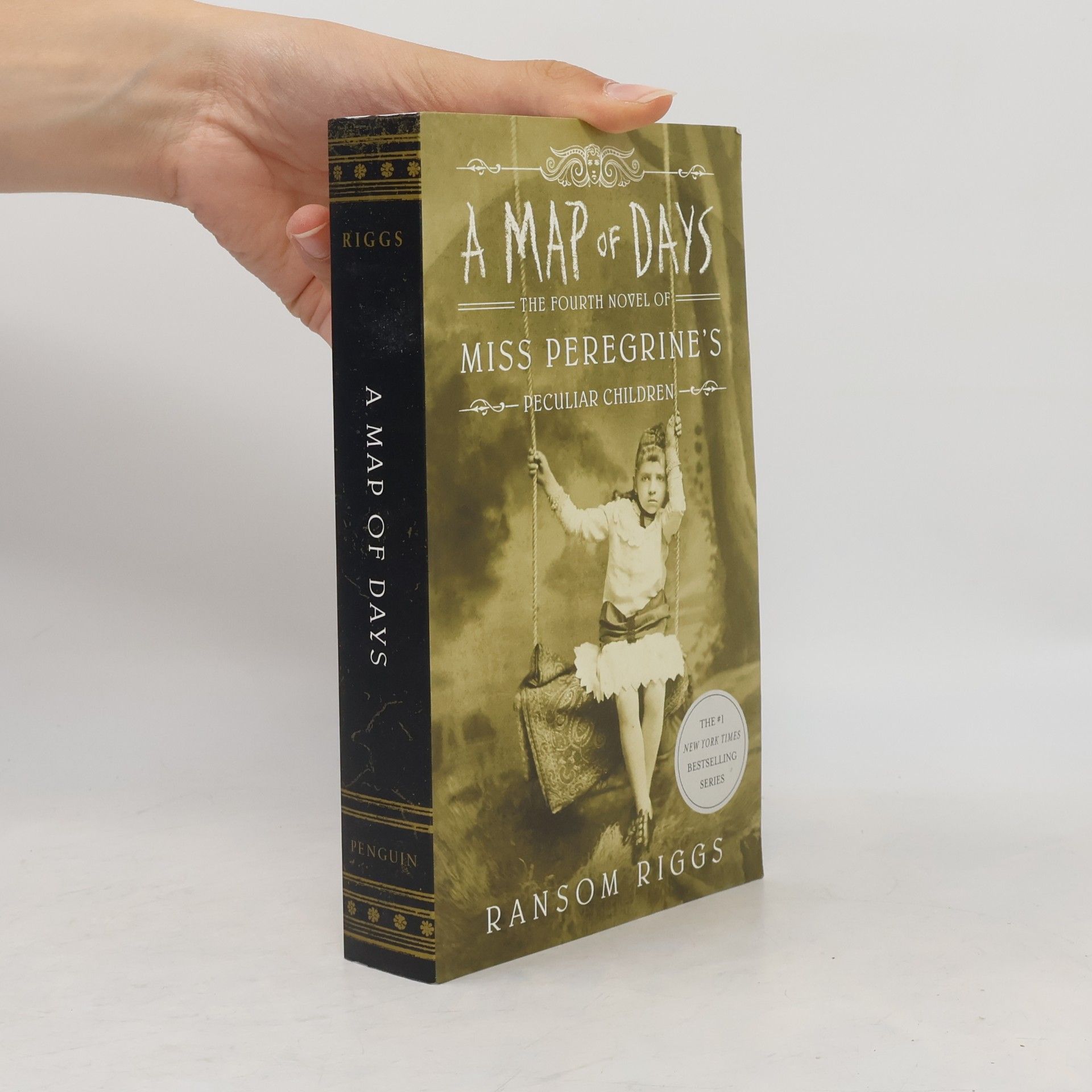 Ransom Riggs A Map of Days