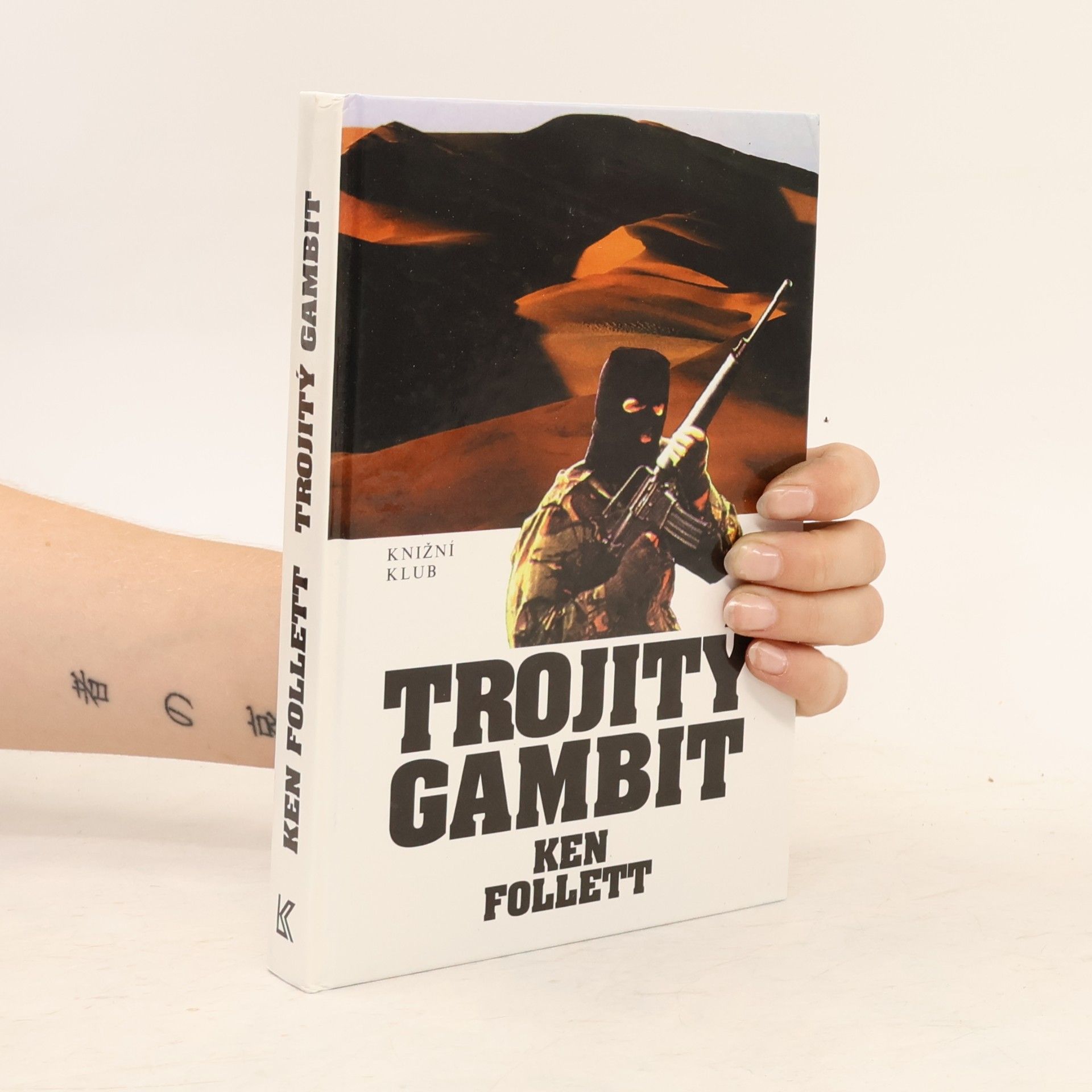 Ken Follett Trojitý gambit