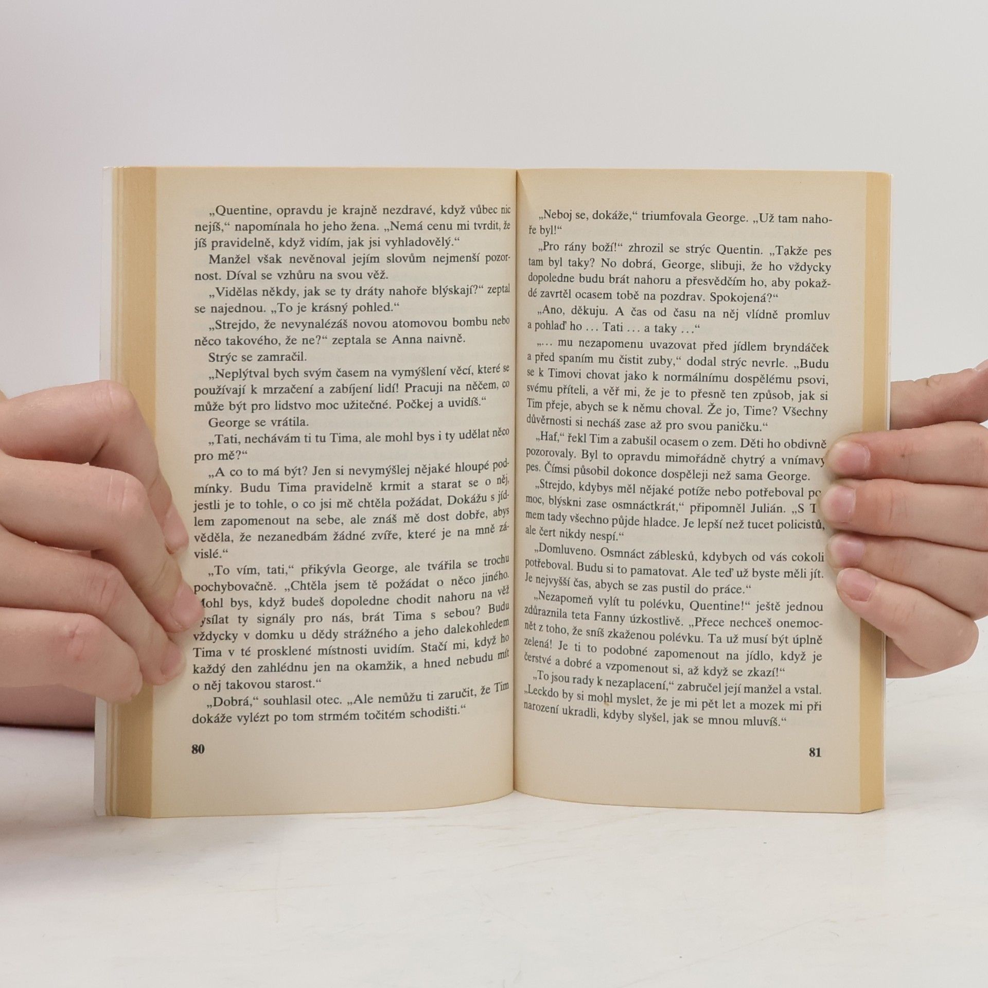 Enid Blyton Správná pětka - Pětka znovu na ostrově