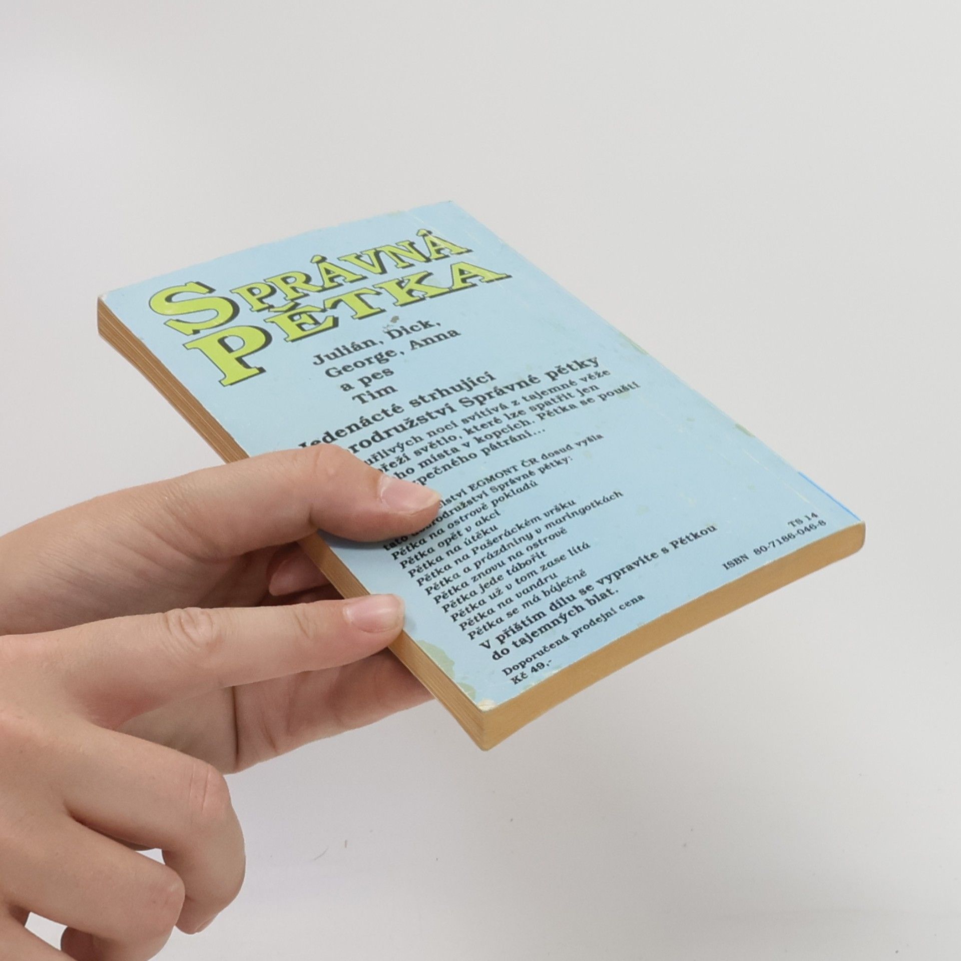 Enid Blyton Správná pětka. Pětka u moře