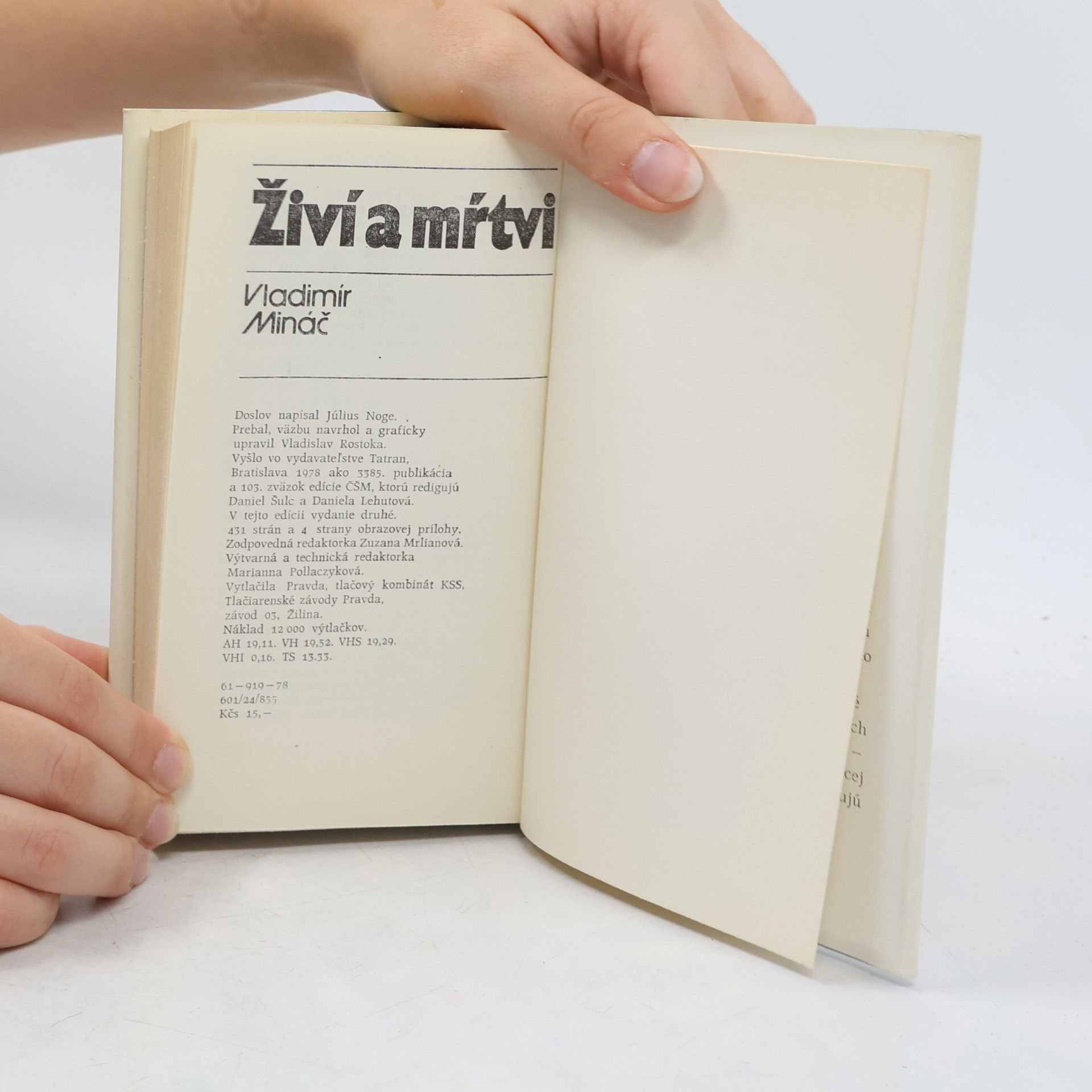 Vladimír Mináč Živí a mŕtvi