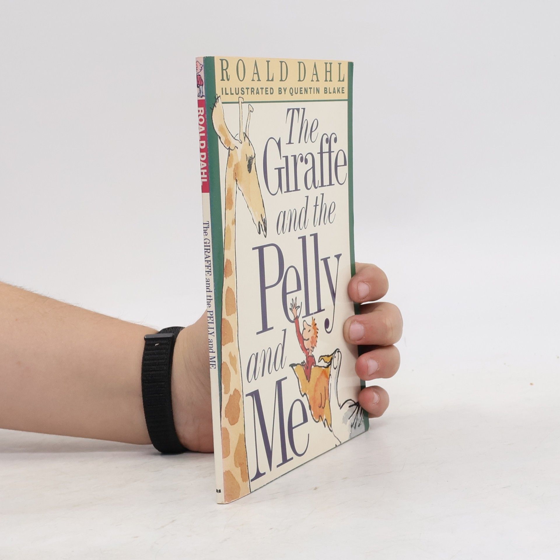 Roald Dahl The Giraffe and the Pelly and Me