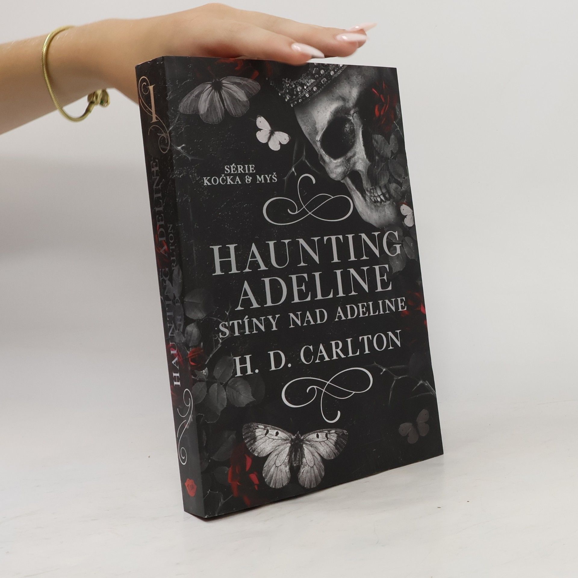 H. D. Carlton Haunting Adeline: Stíny nad Adeline