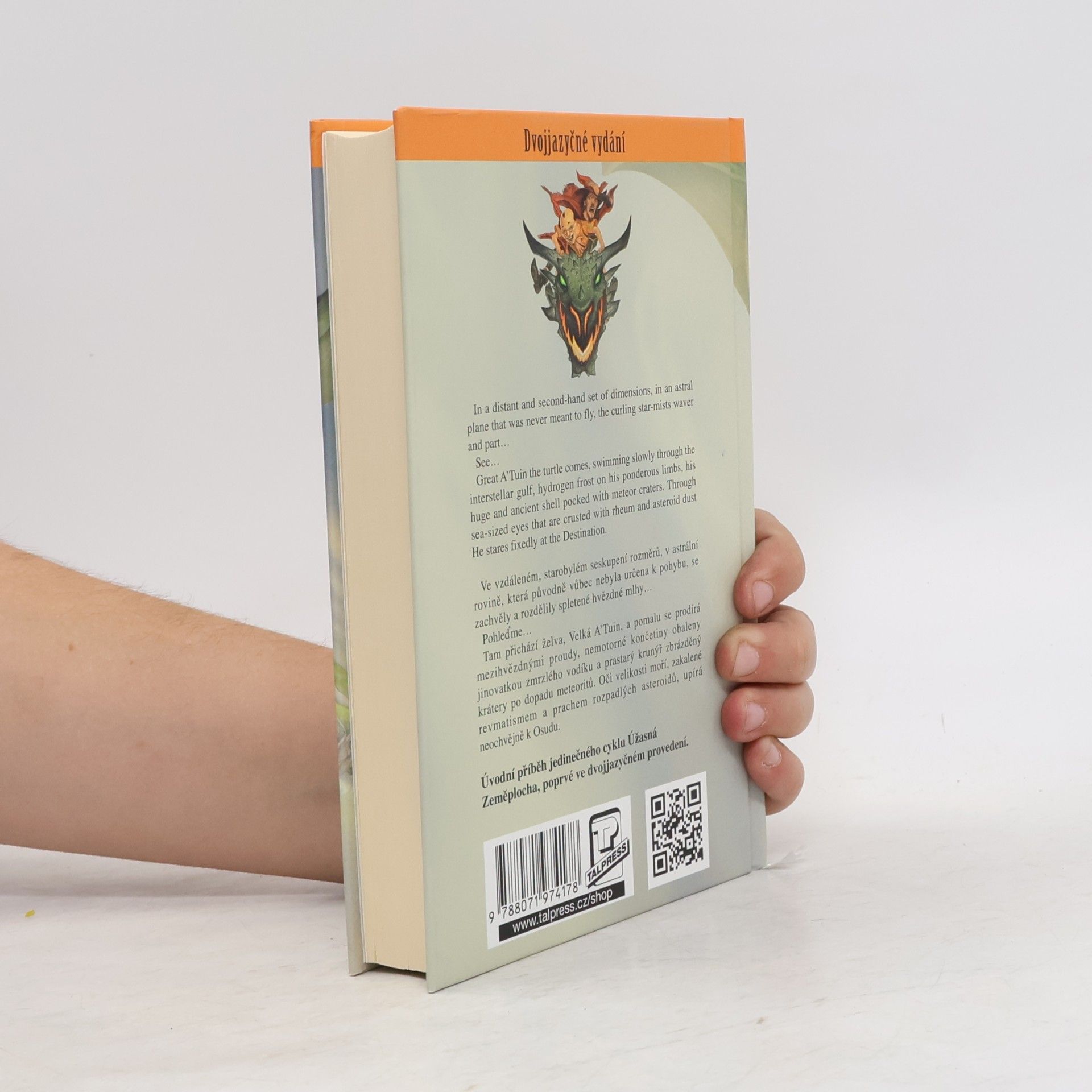 Terry Pratchett Barva kouzel, The colour of magic: Dvojjazyčné vydání