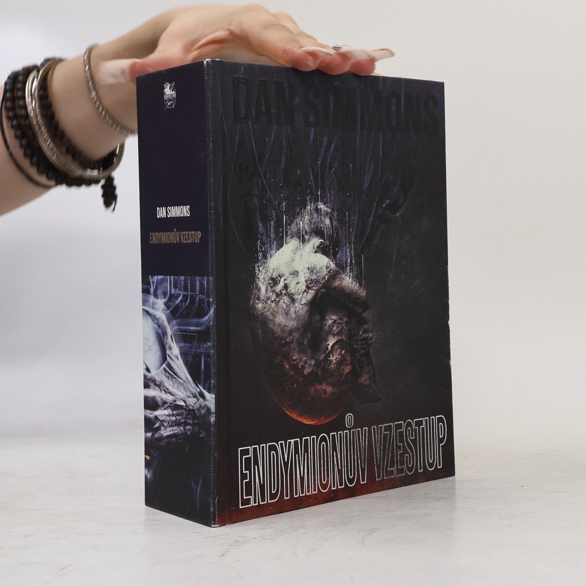 Dan Simmons Endymionův vzestup