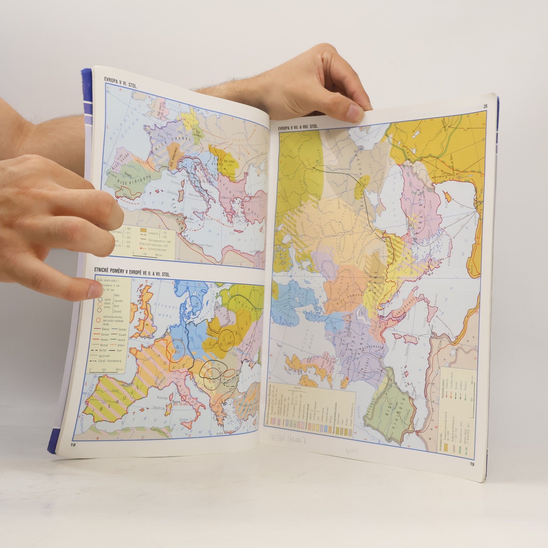 Autorenkollektiv Atlas světových dějin. 1. díl, Pravěk - středověk