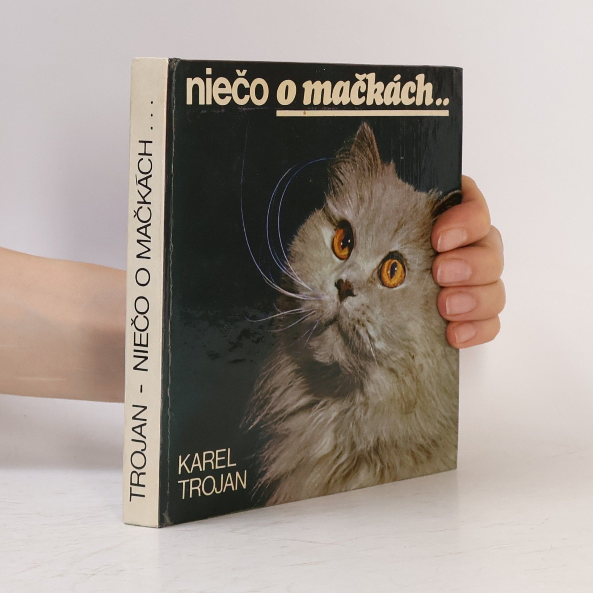 Karel Trojan Niečo o mačkách