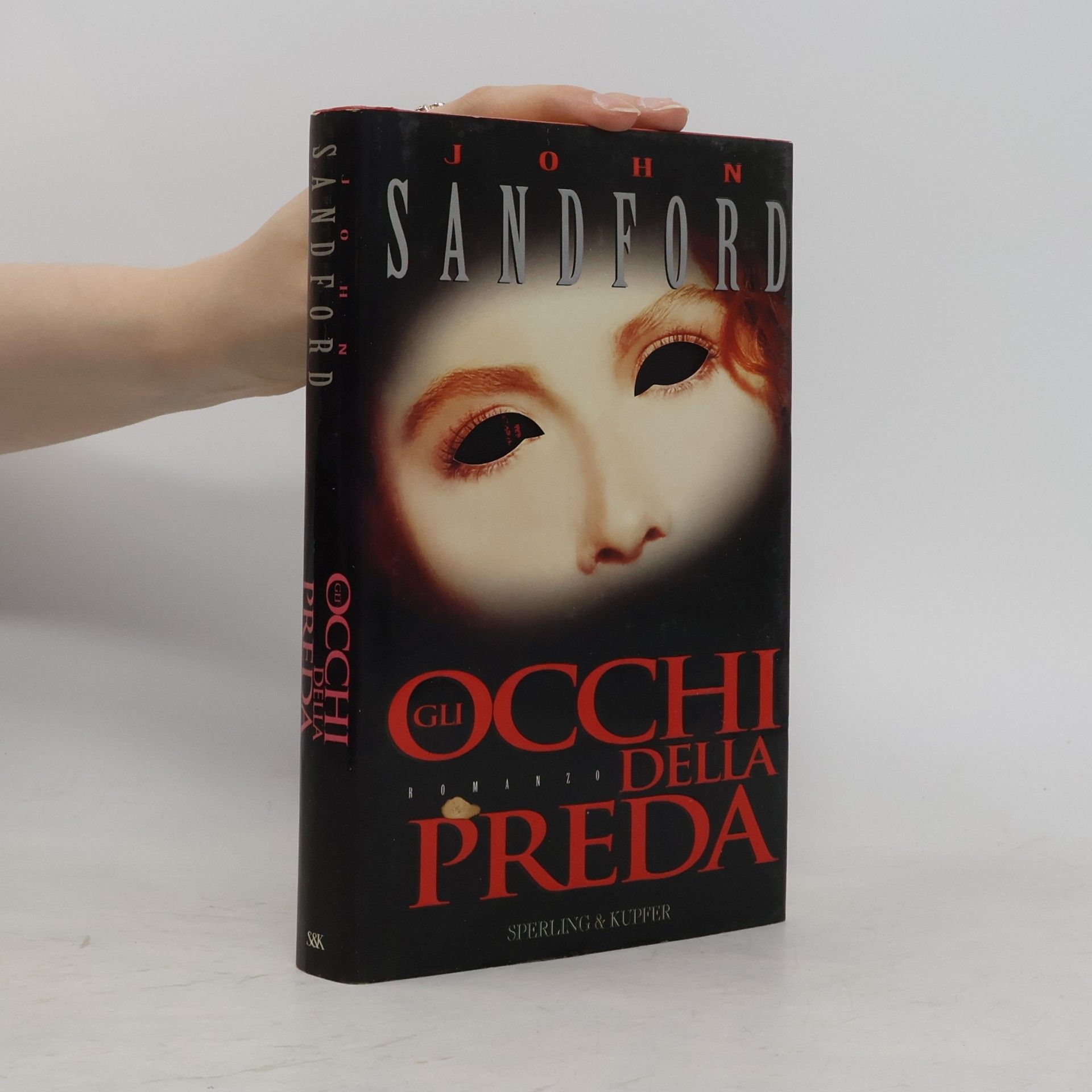 Ada Carrer Gli occhi della preda