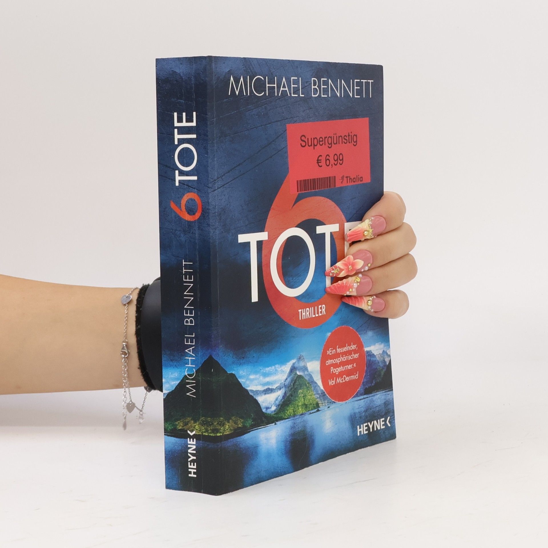 Michael Y. Bennett 6 Tote
