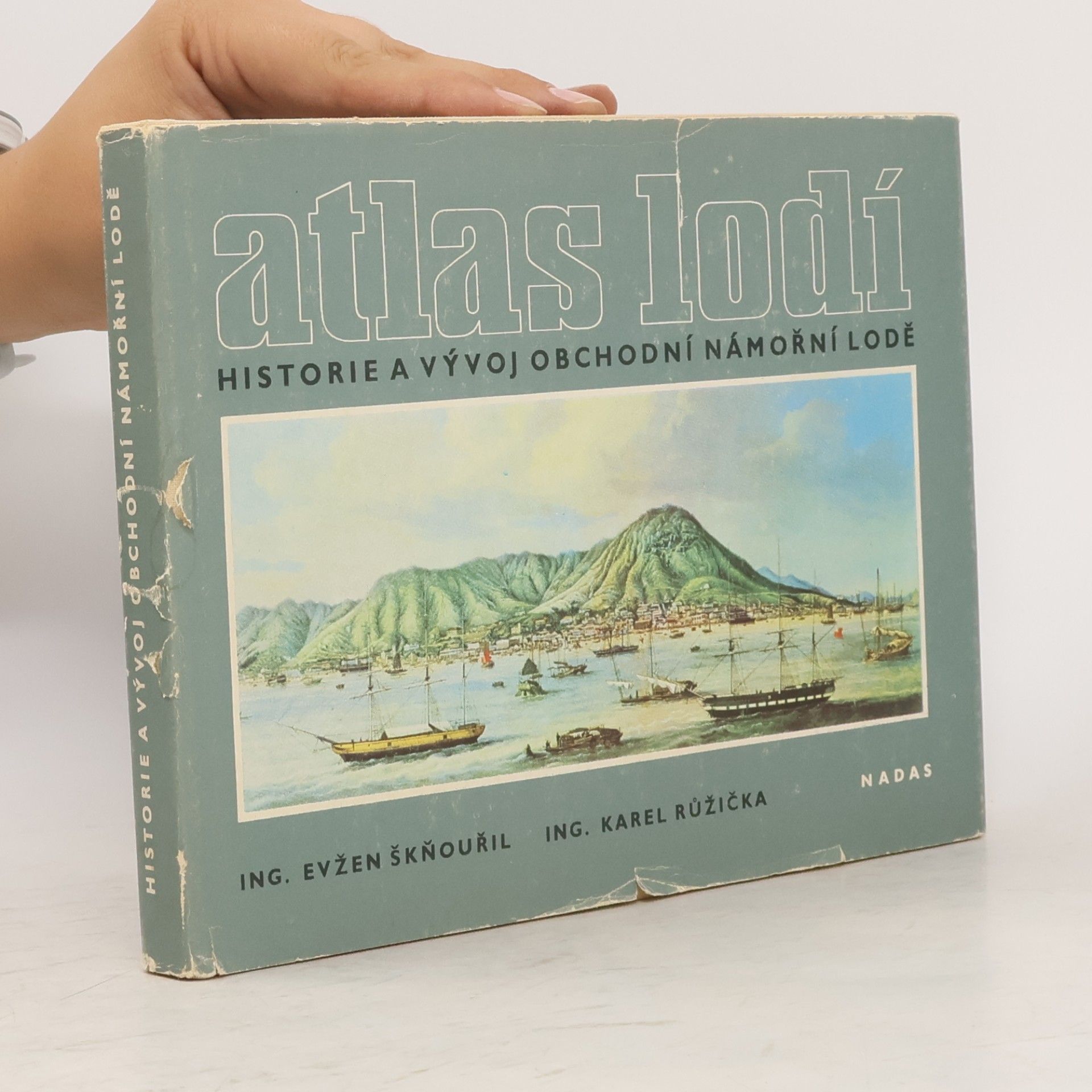 Atlas lodí. Historie a vývoj obchodní námořní lodě