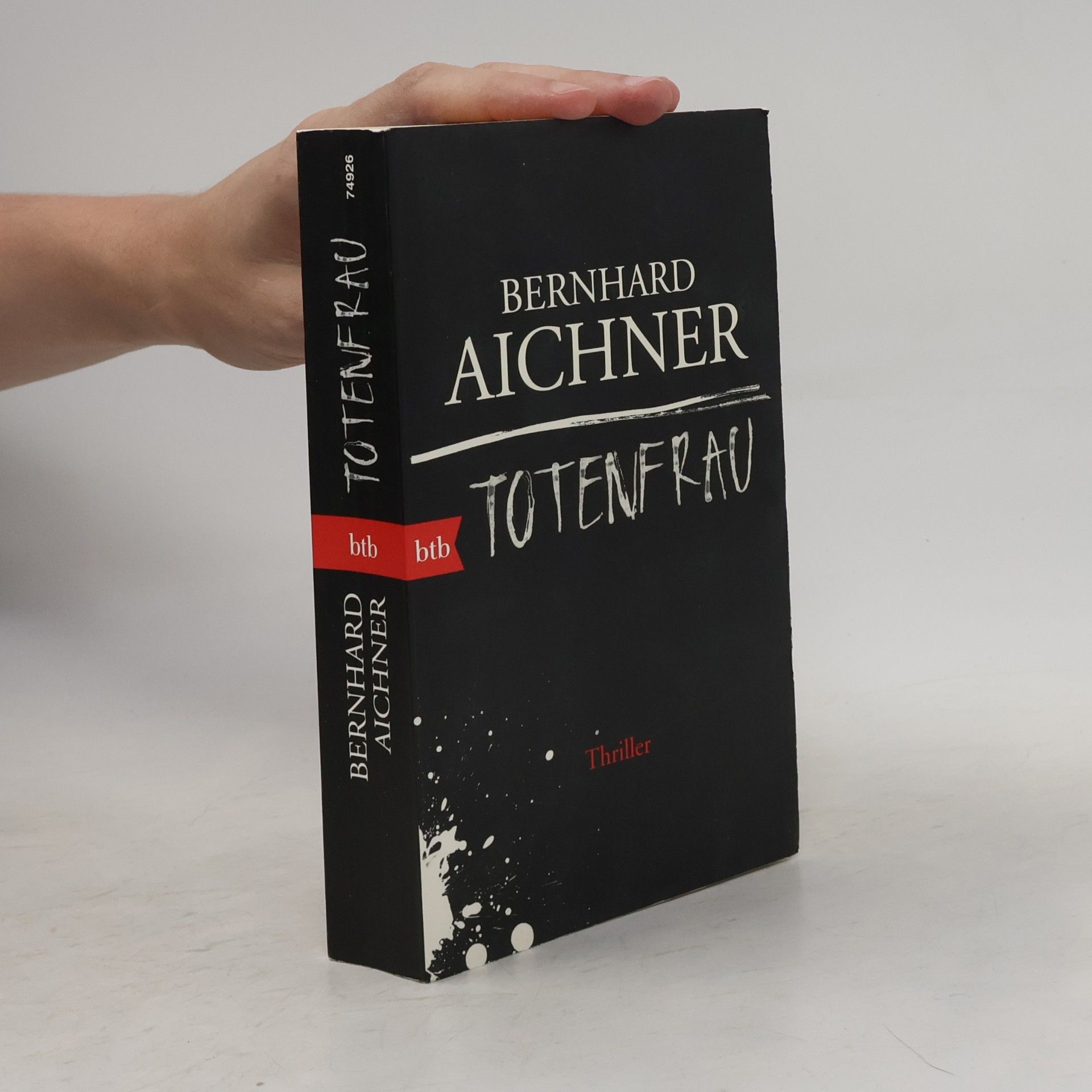 Bernhard Aichner Totenfrau