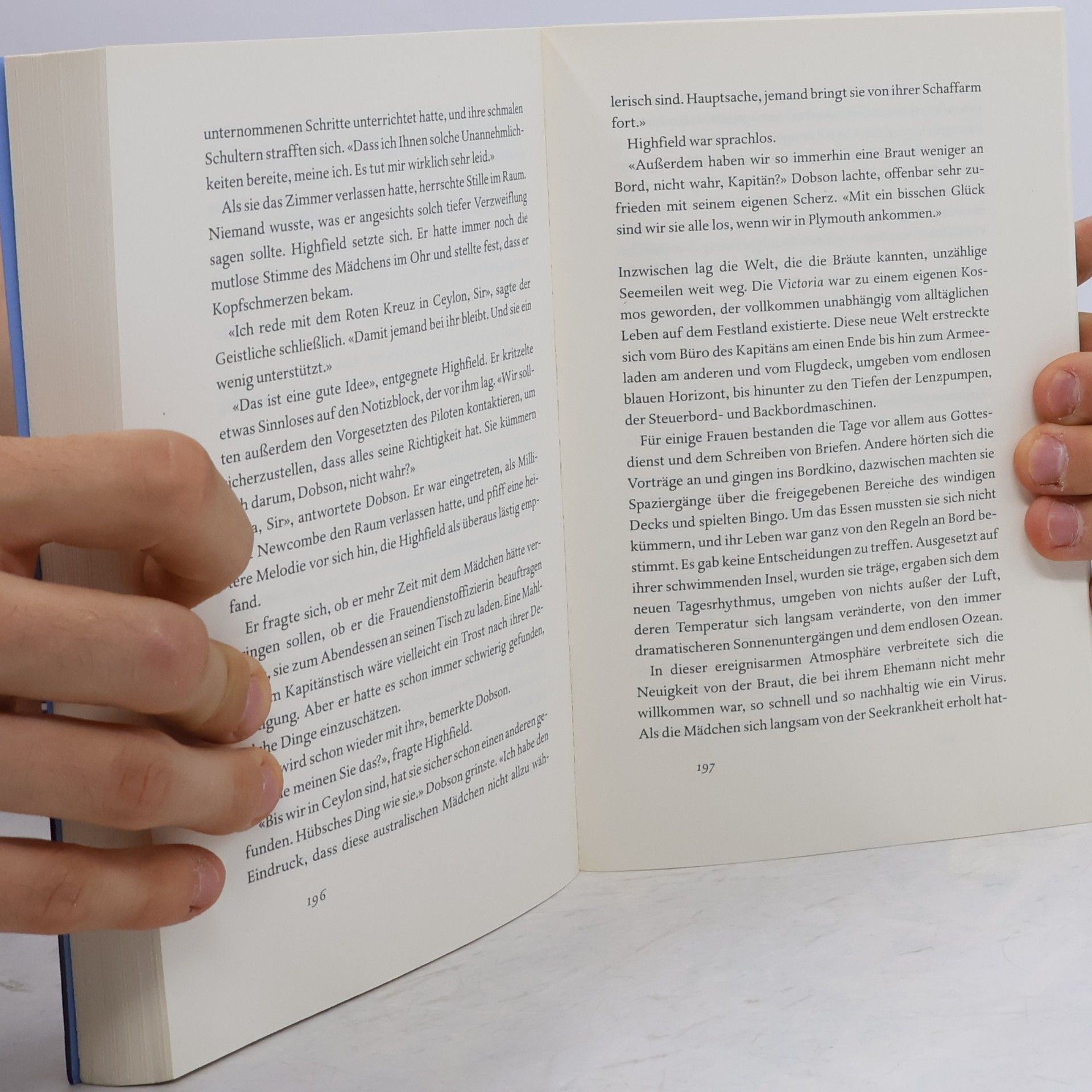 Jojo Moyes Über uns der Himmel, unter uns das Meer