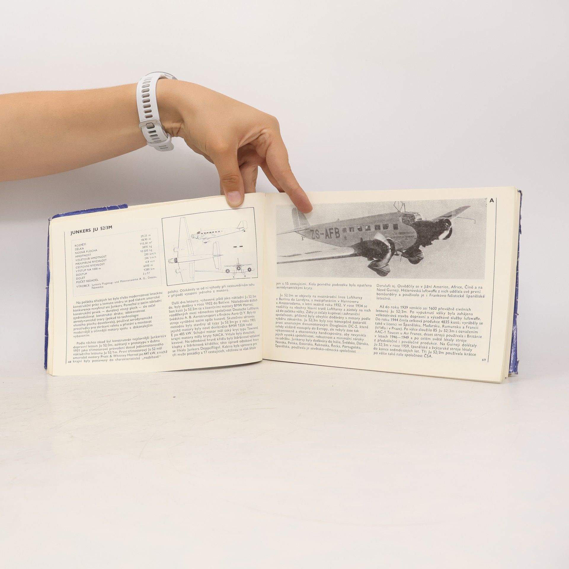 Václav Němeček Atlas letadel. Třímotorová dopravní letadla