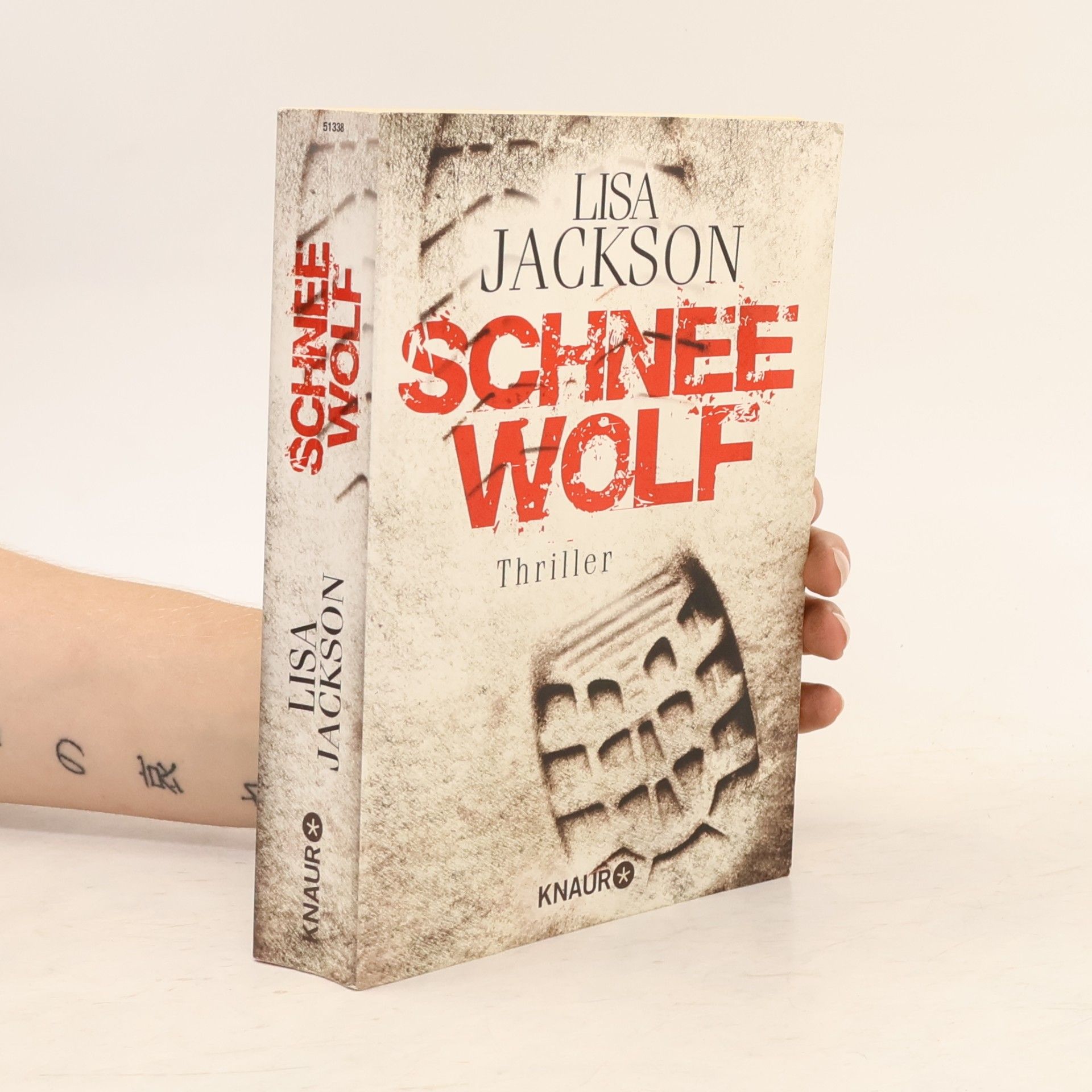 Lisa Jackson Schneewolf