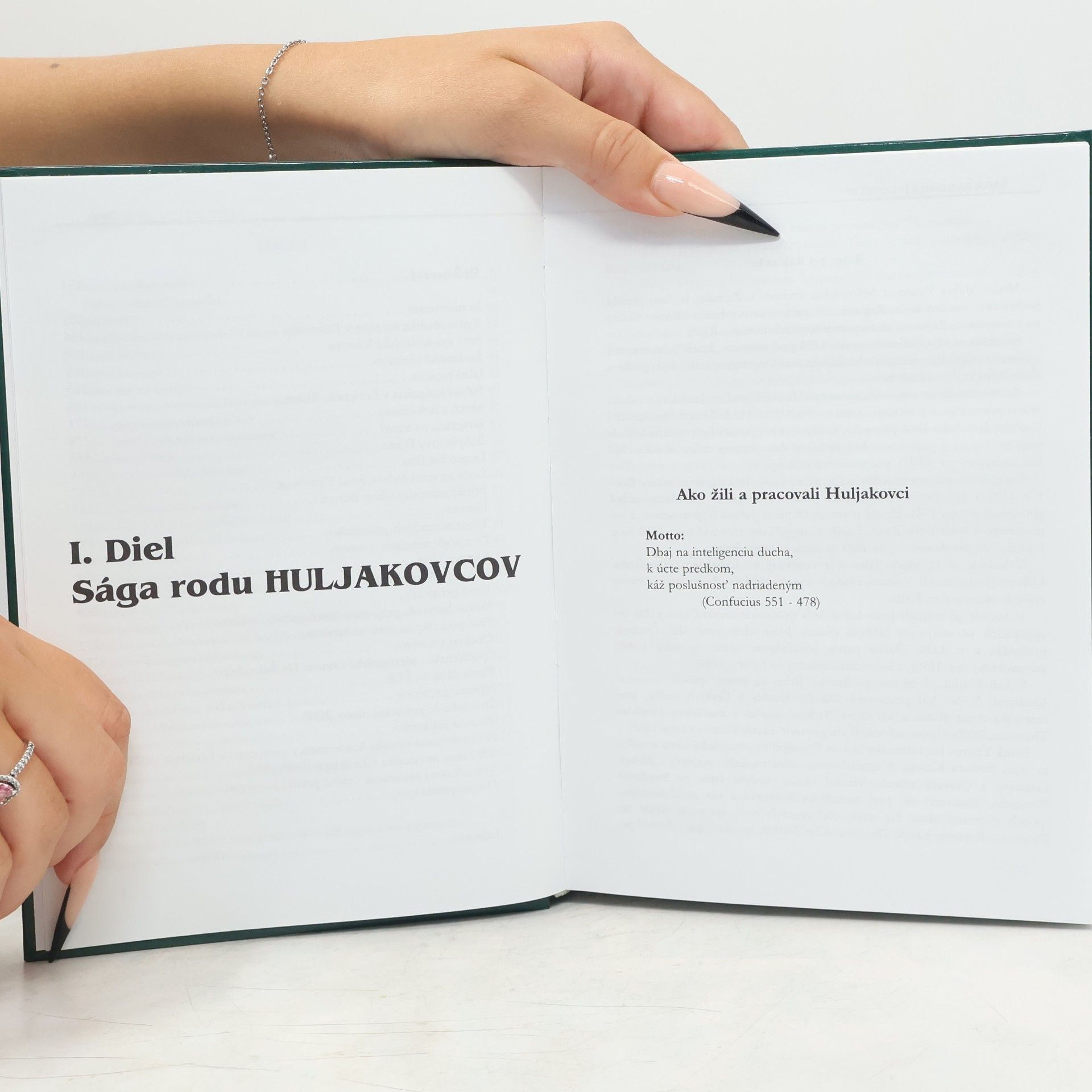Šujanský Huljak Ladislav Sága rodu Huljakovcov